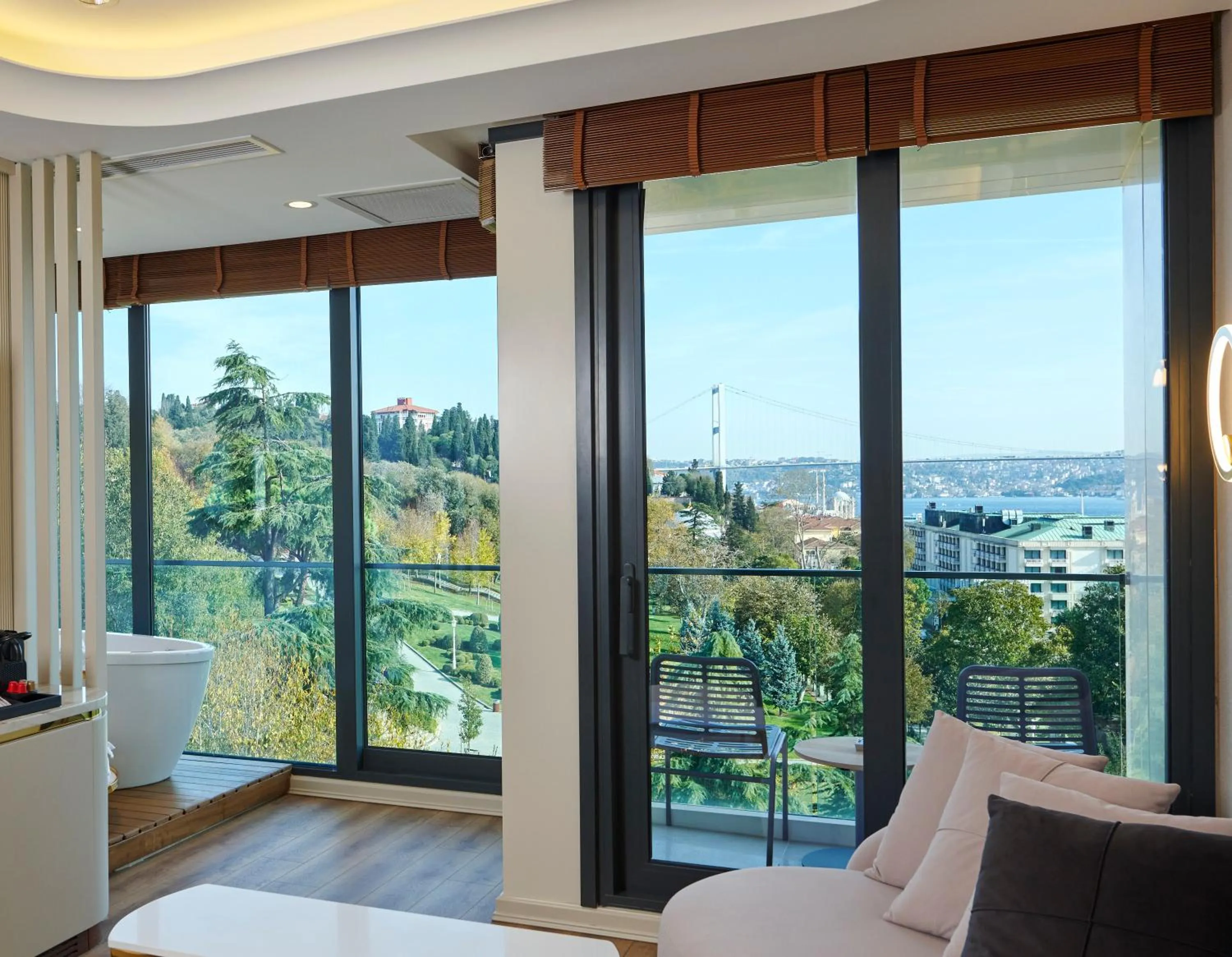 View (from property/room), Bed in Çırağan Hotel Bosphorus