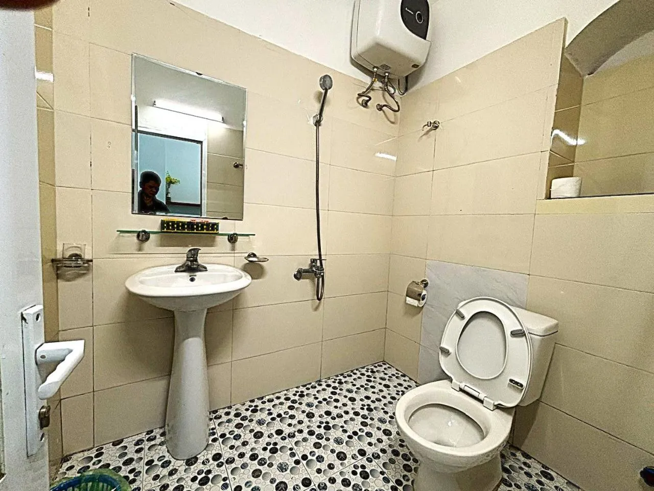 Toilet in Chân Mây Tam Đảo