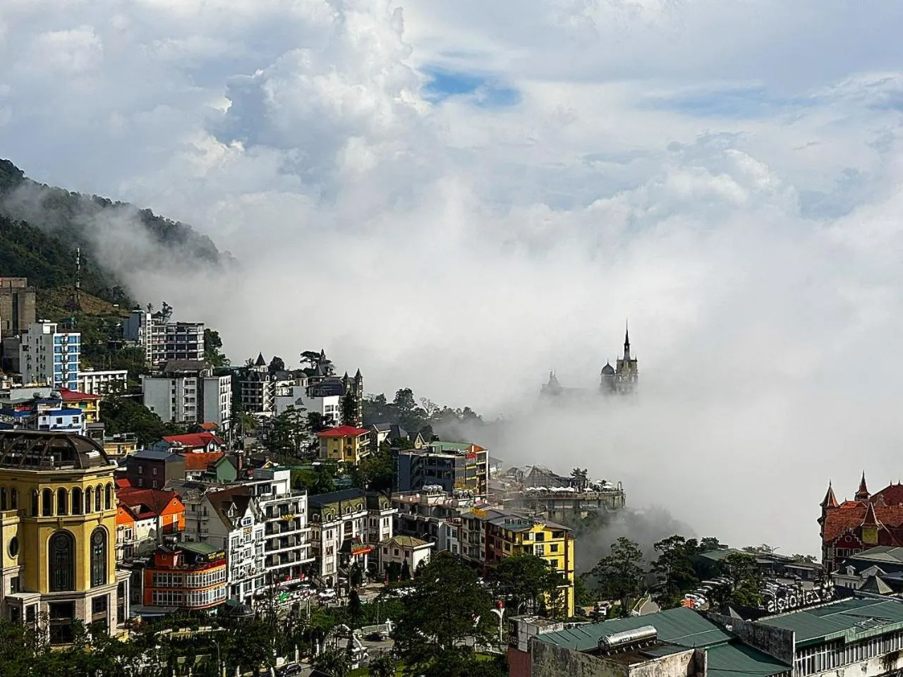 Property building in Chân Mây Tam Đảo