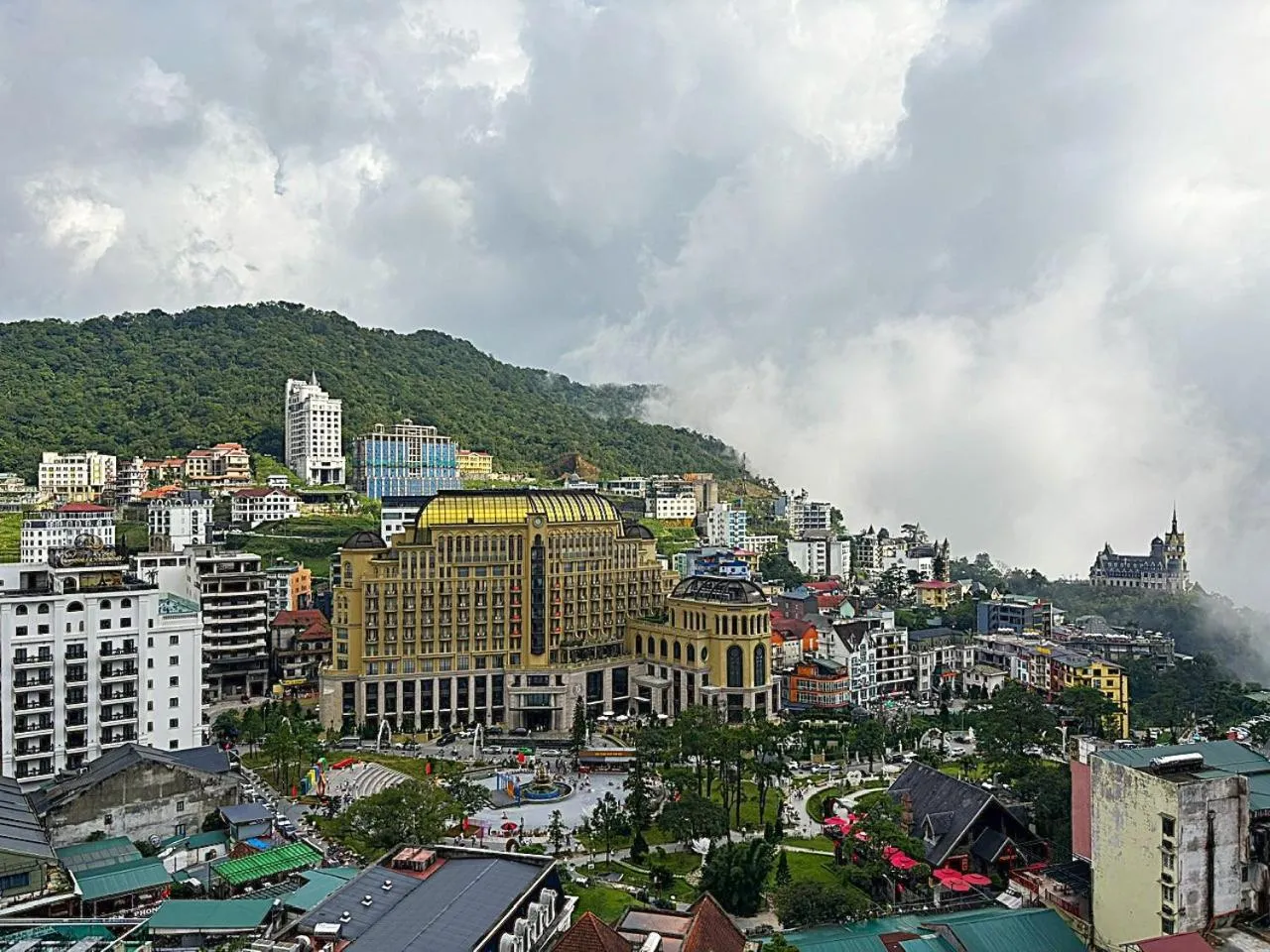 Property building in Chân Mây Tam Đảo