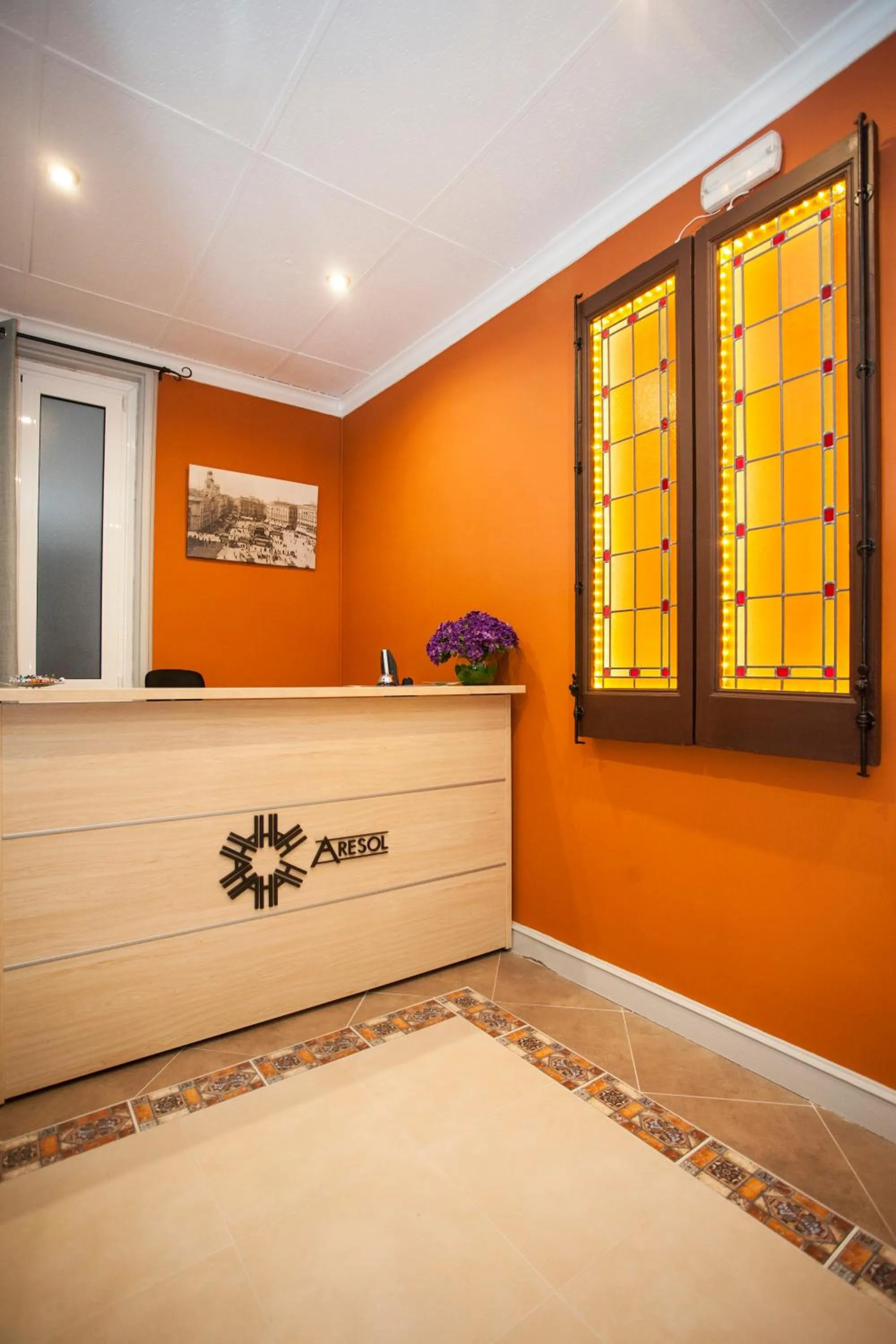 Lobby or reception, Bed in Hostal Aresol