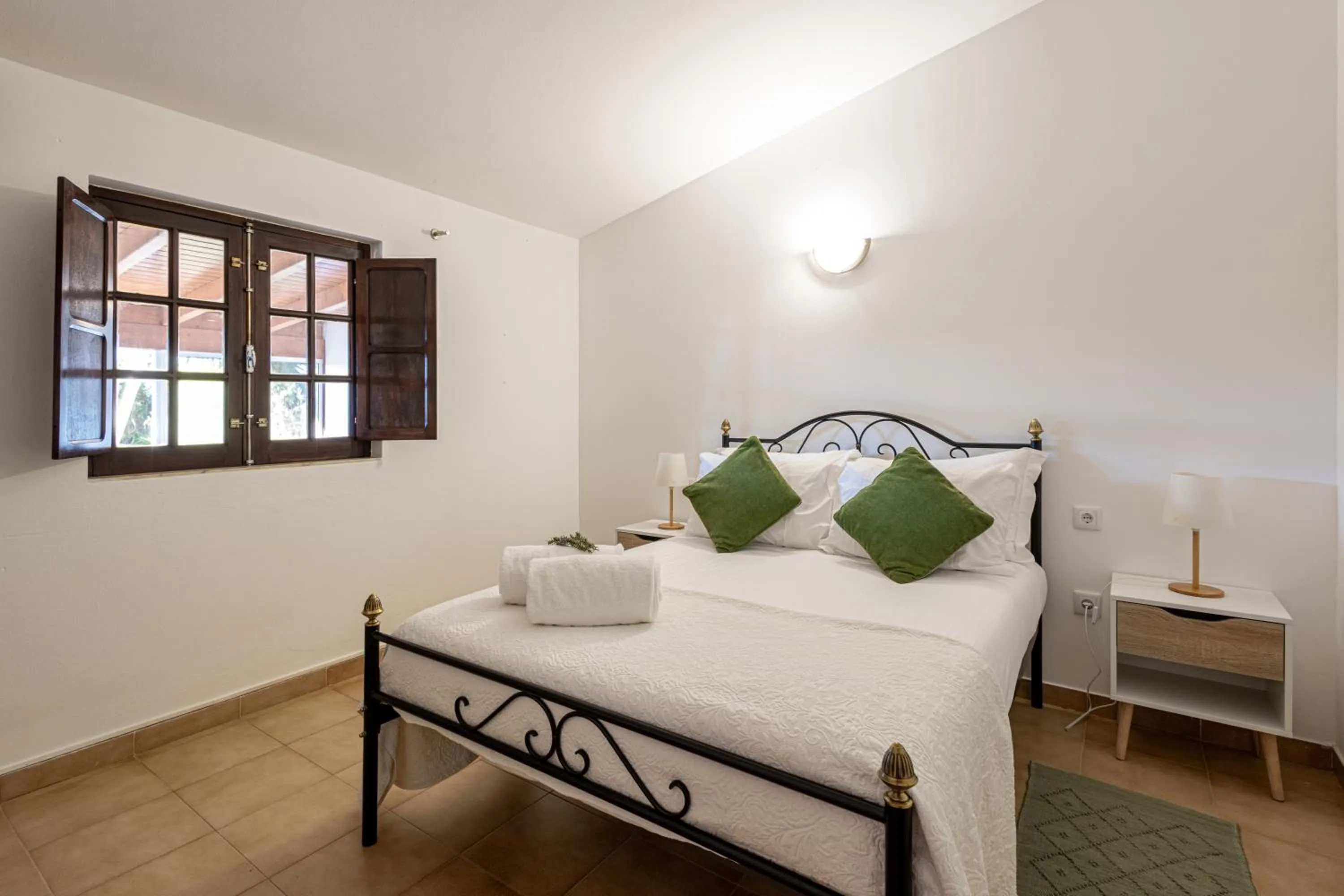 Bed in Monte do Cerro