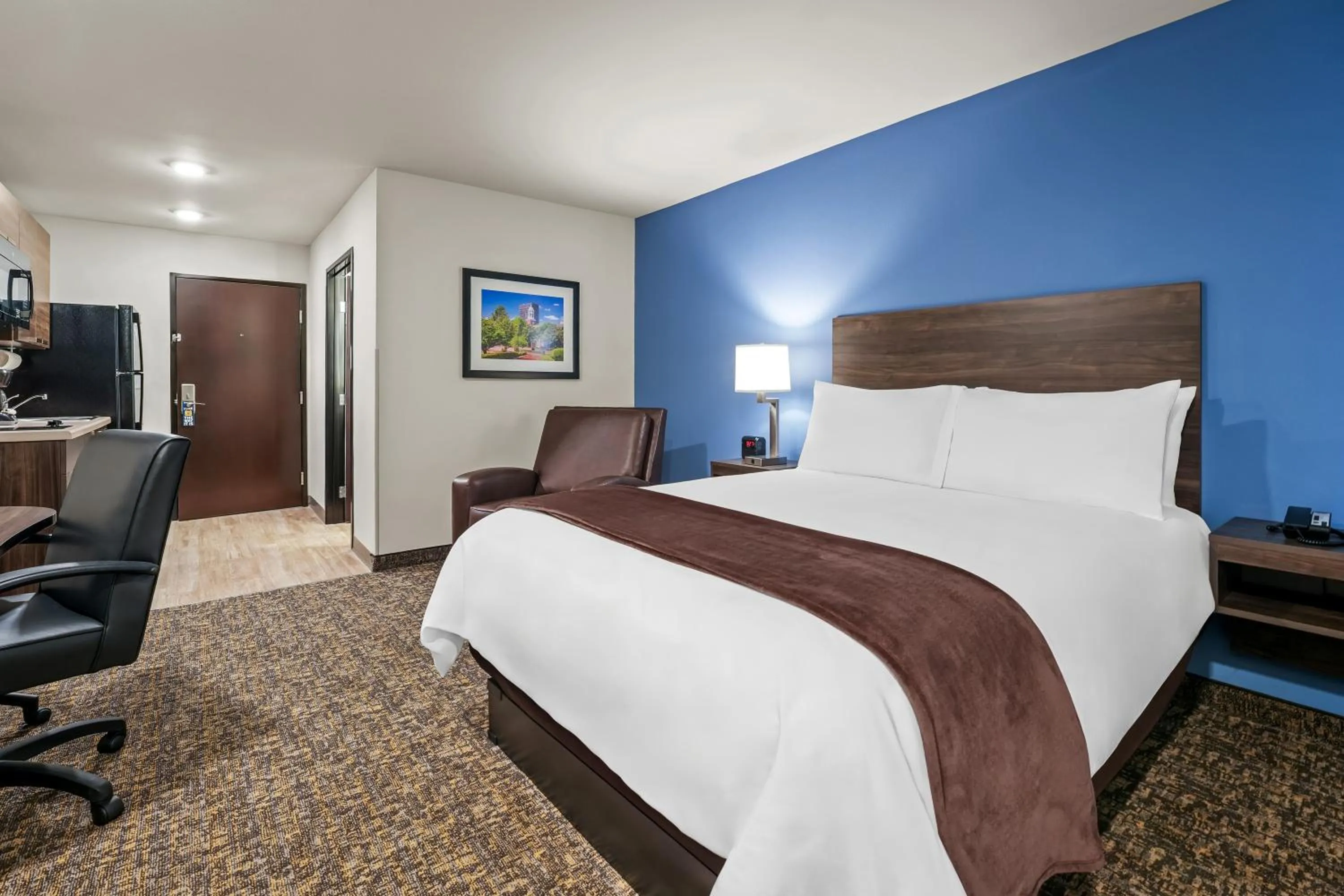 Bed in My Place Hotel-Augusta, GA