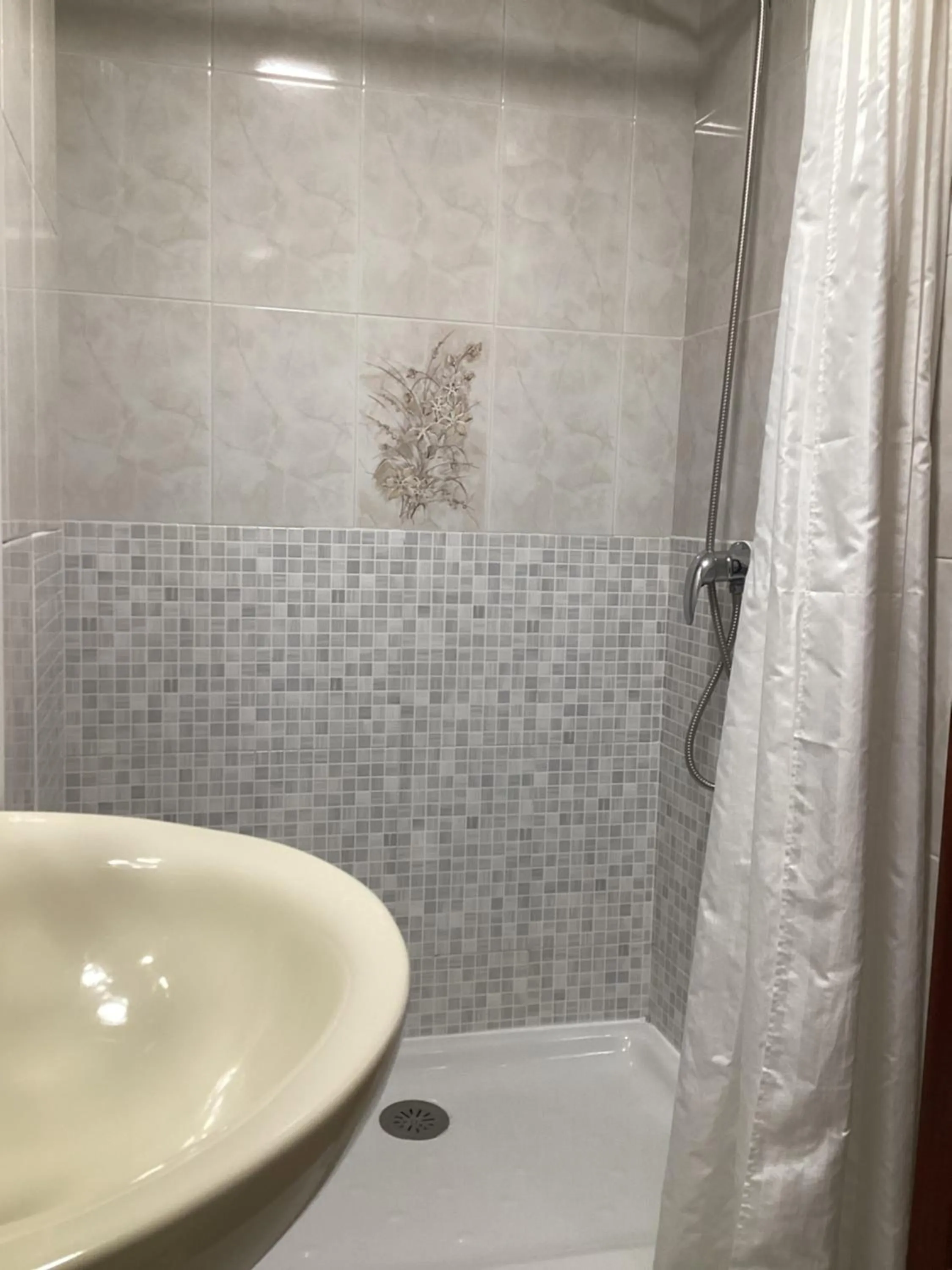 Saudade Hostal Cafetería