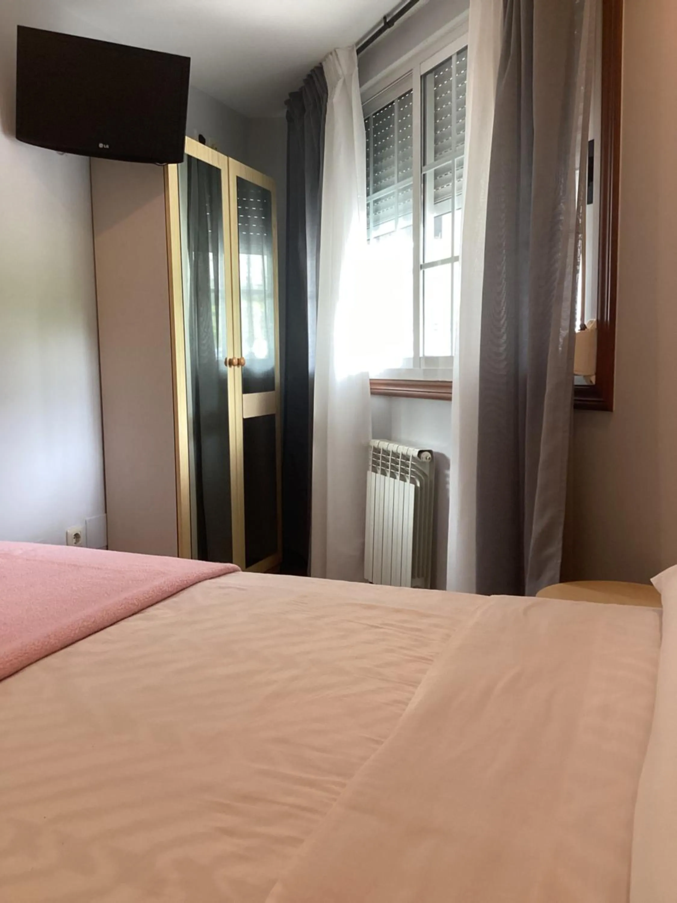 Bed in Saudade Hostal Cafetería