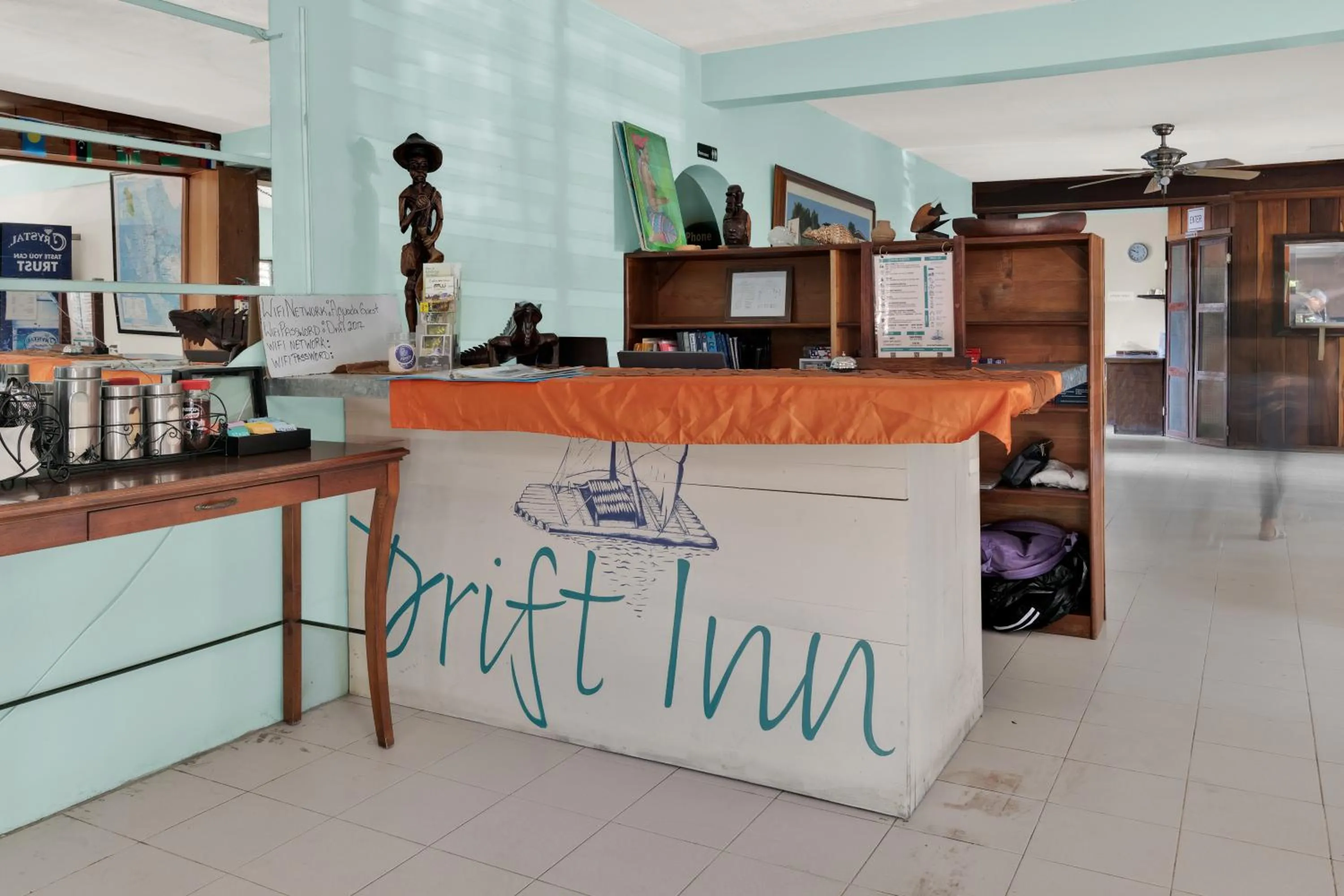 Lobby or reception in Drift Inn Cayo