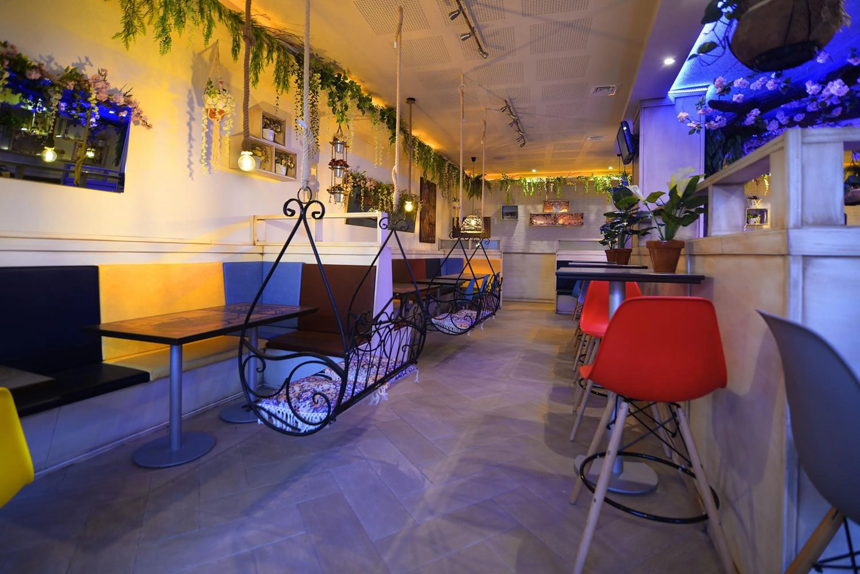 Restaurant/places to eat in El Volante