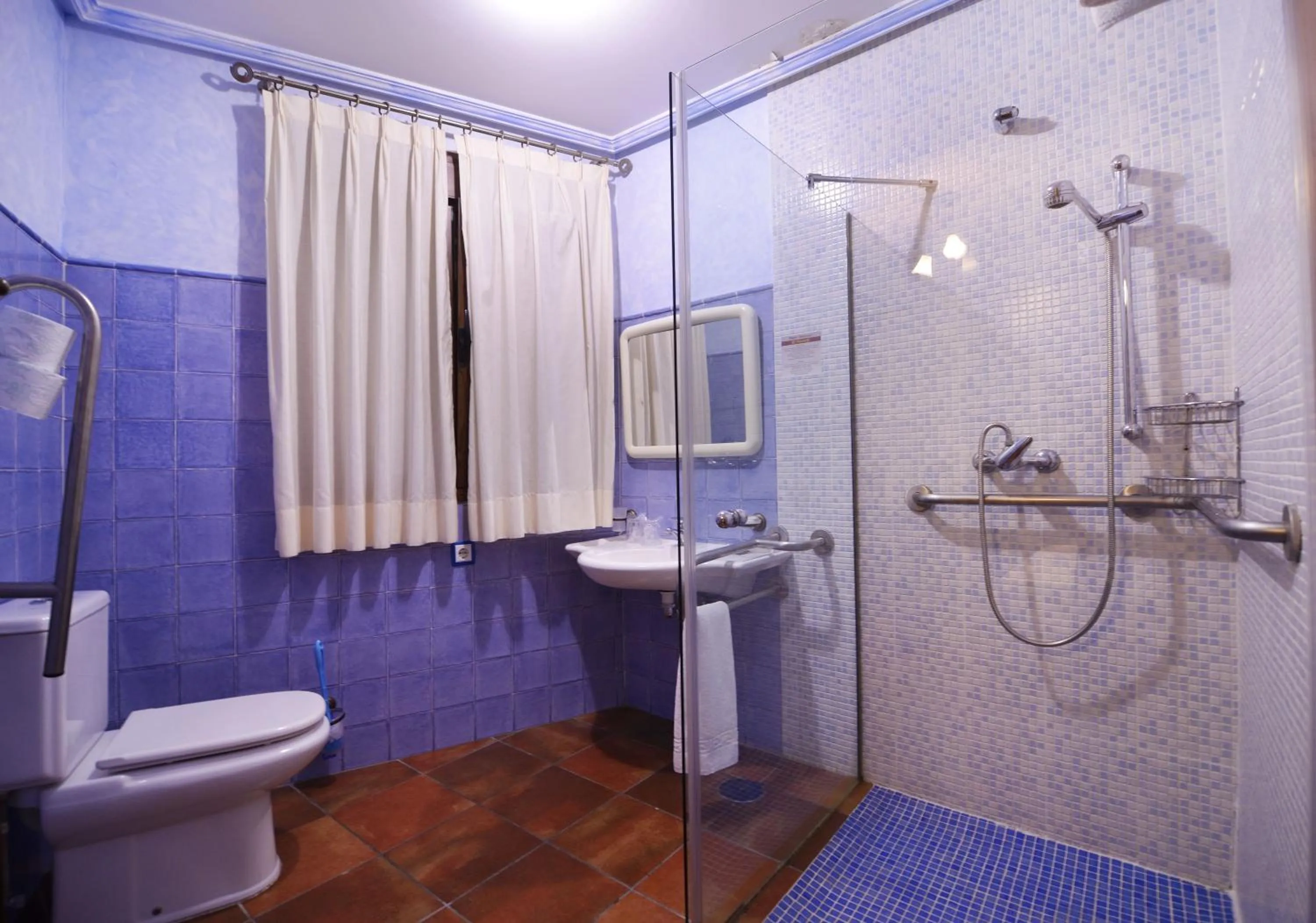 Bathroom in El Volante