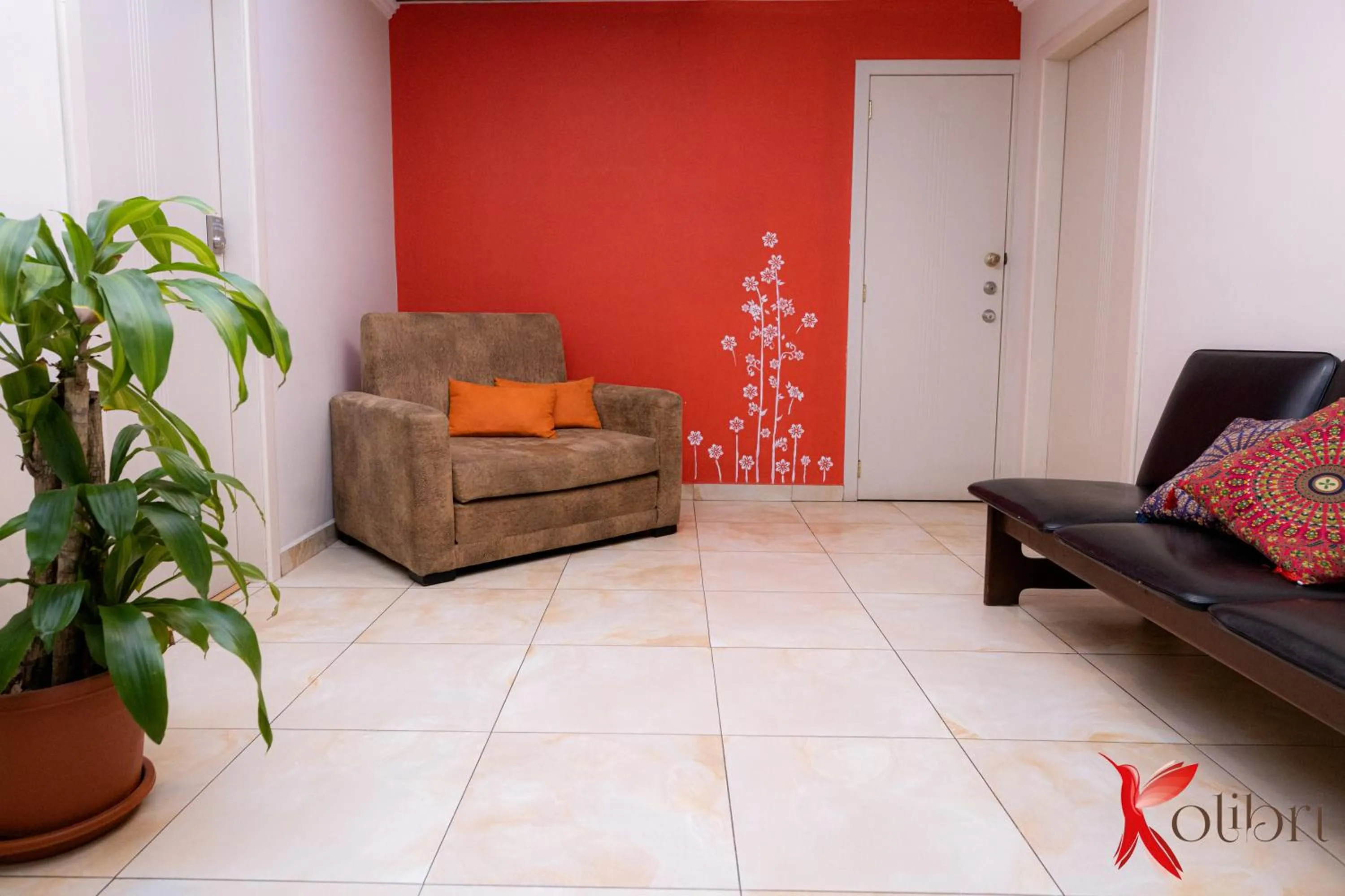 Living room in Hostal Kolibri B&B