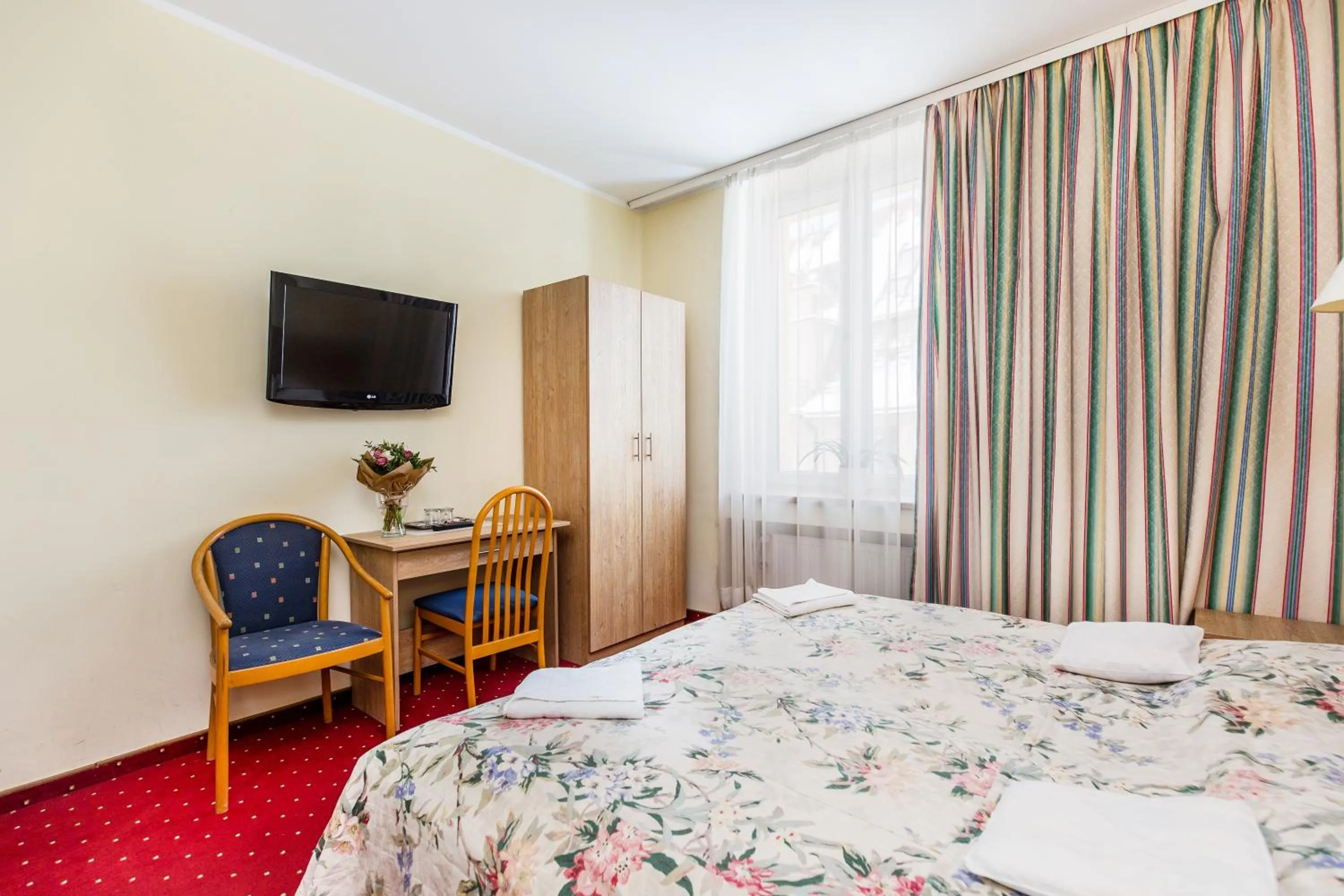 Bed in Willa Carlton