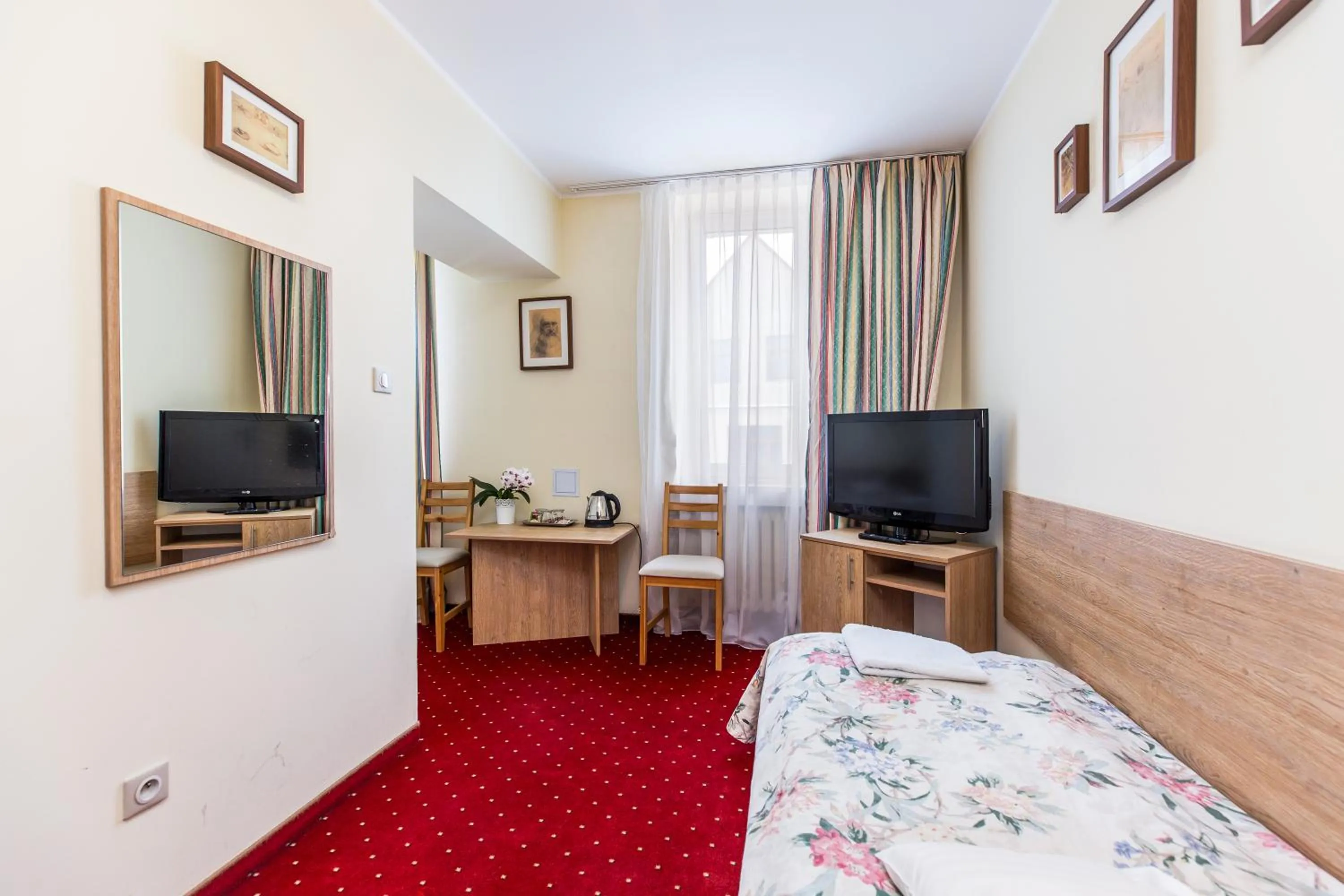 Bed in Willa Carlton