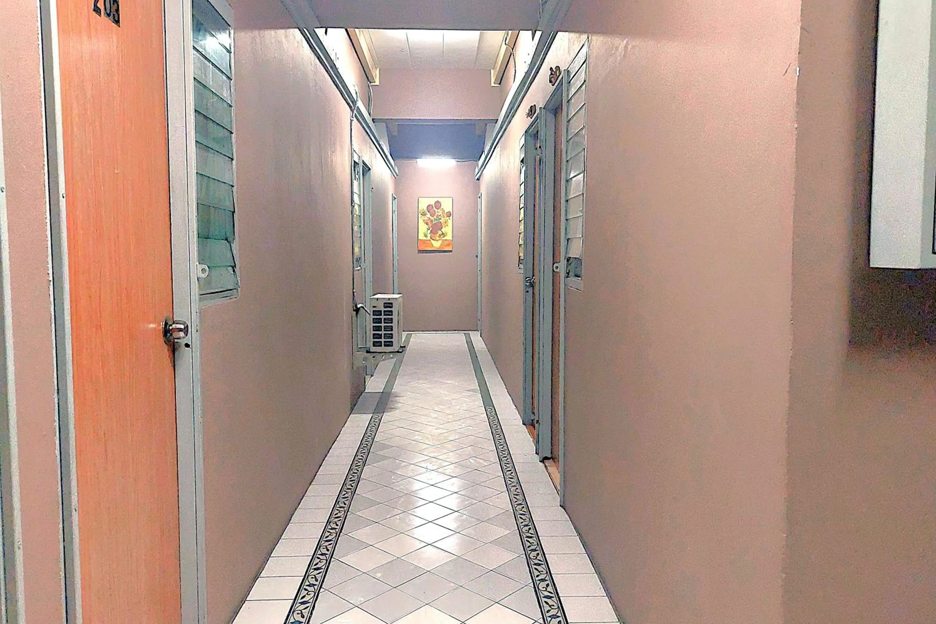 Property building in Sukhum Sukhumvit-Onnut Guest House