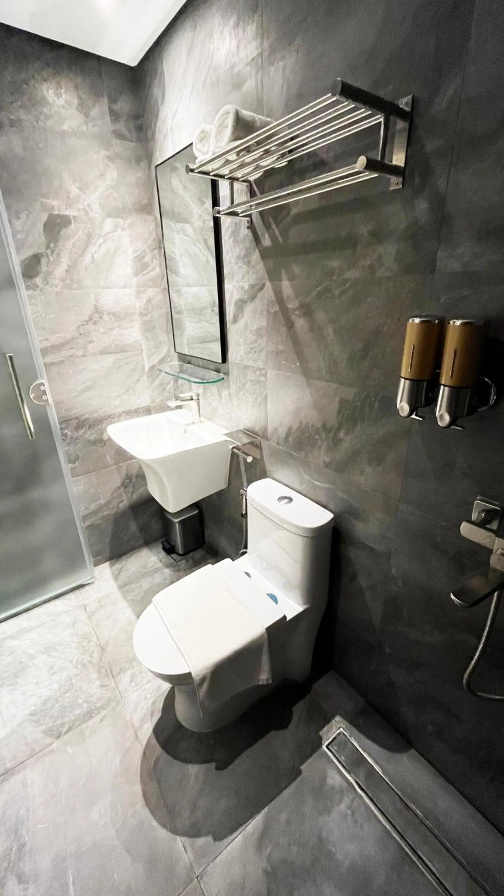 Bathroom in Vibe Hotel Alabang