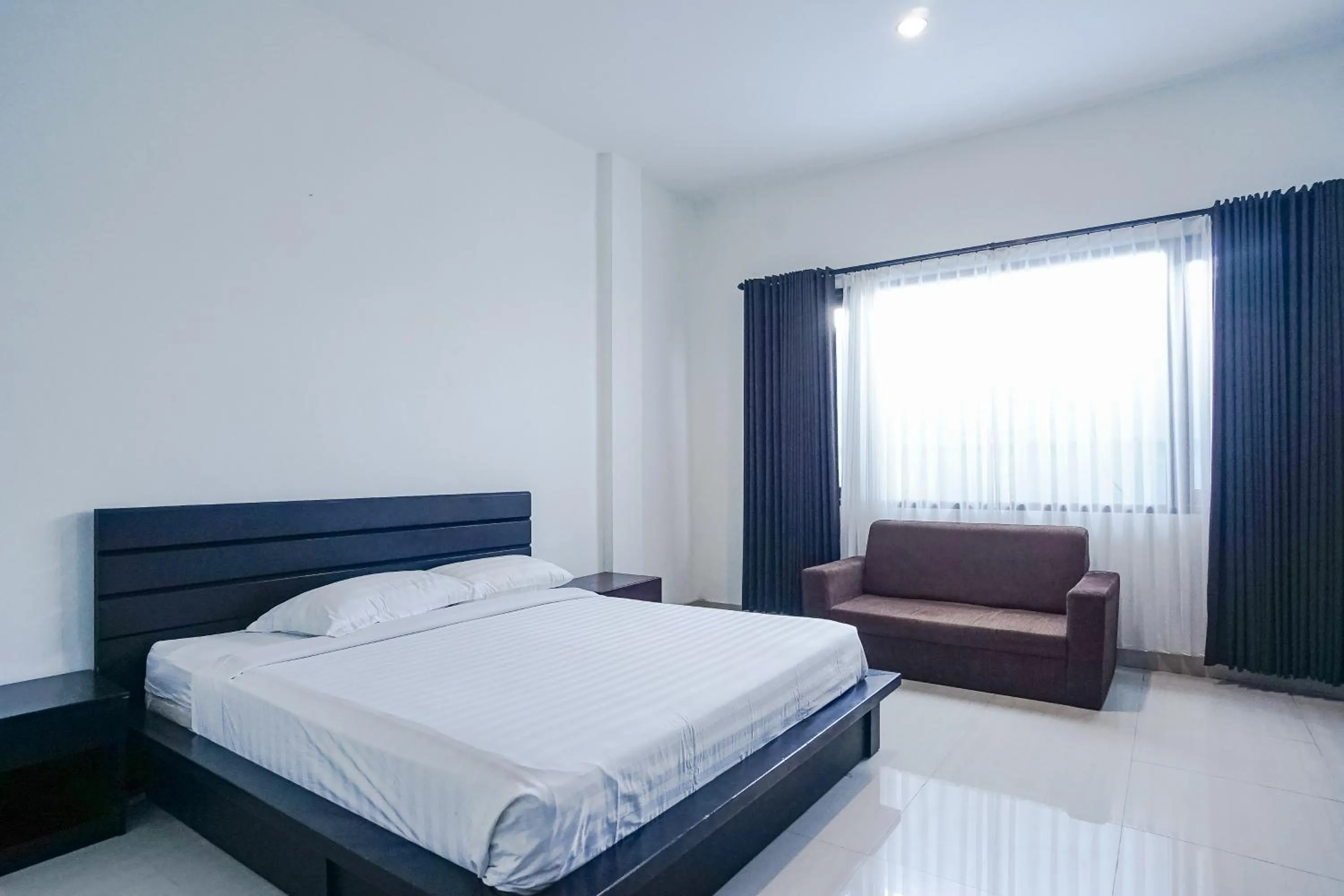 Photo of the whole room, Bed in Prima Inn