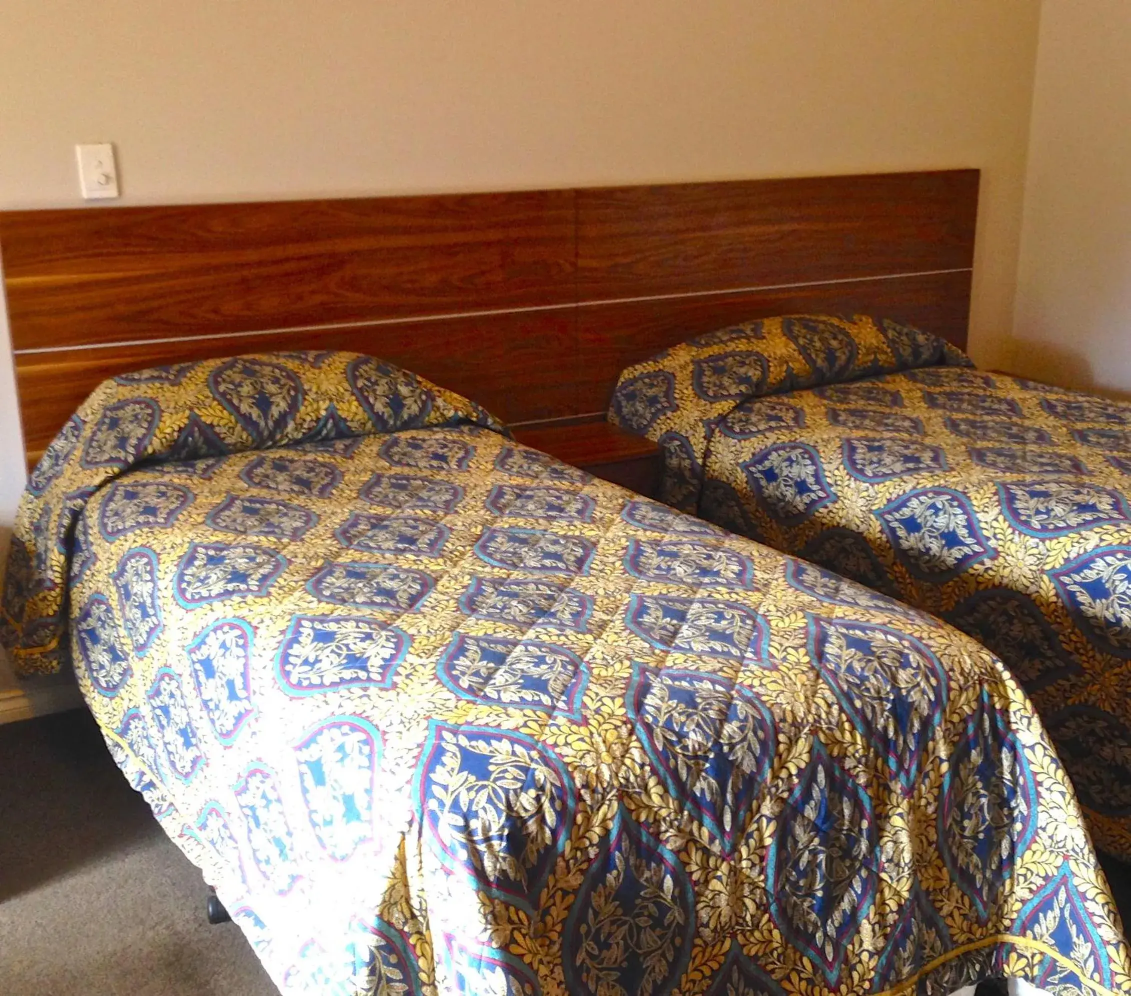 Twin Room in The York Palace Accommodation Twin Room in The York Palace Accommodation