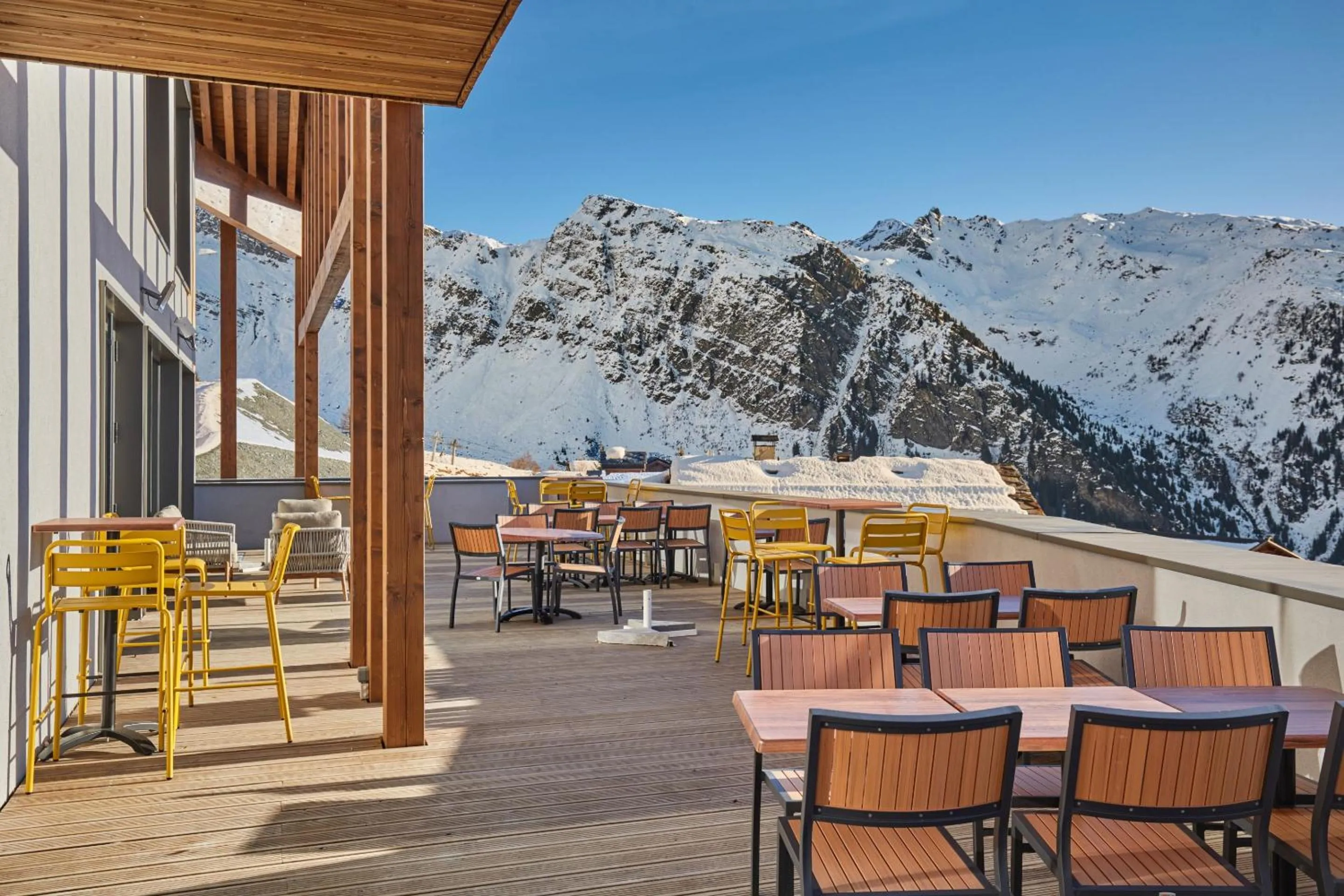 Balcony/Terrace in Hotel L'Ecrin Blanc by Odalys