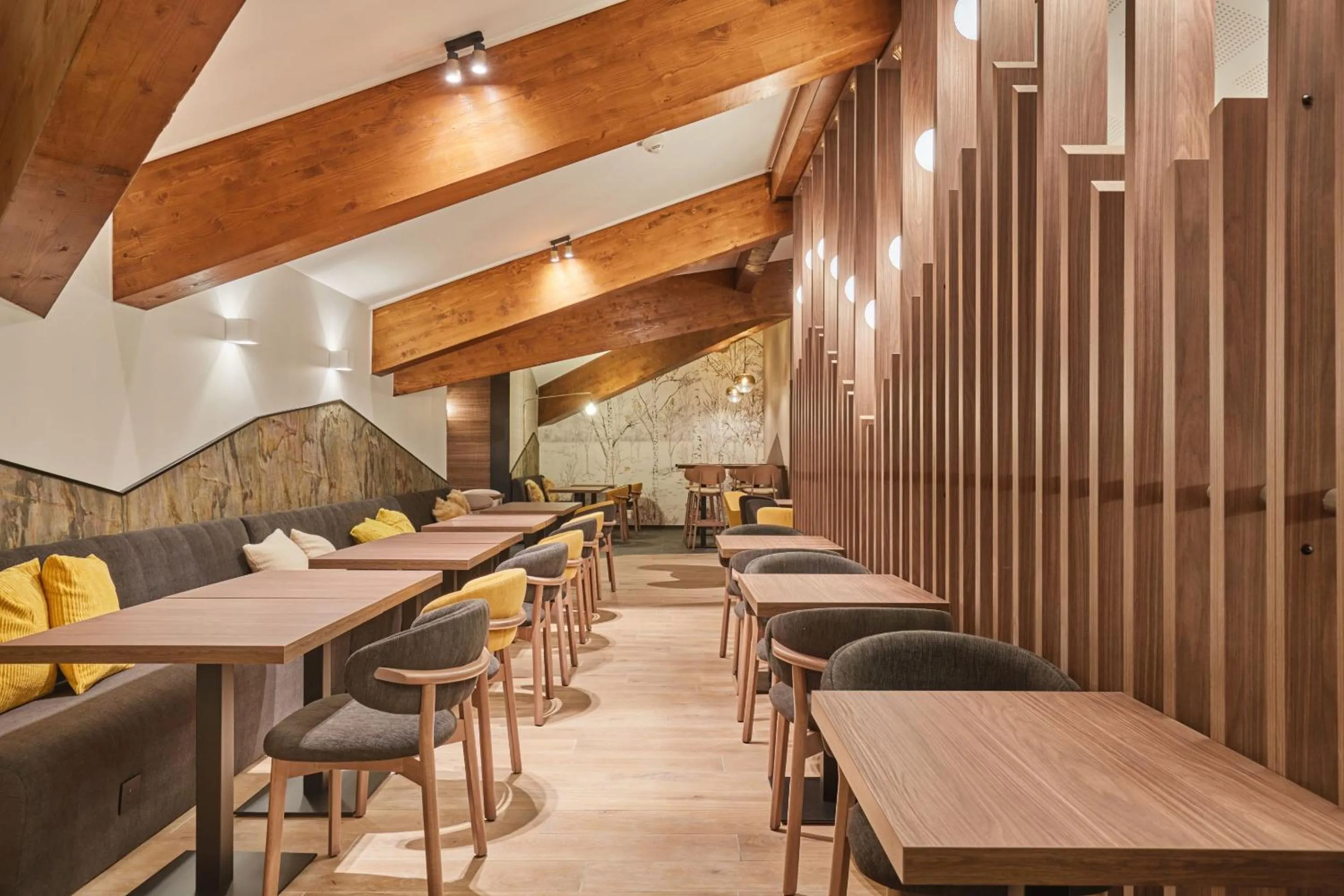 Restaurant/places to eat in Hotel L'Ecrin Blanc by Odalys