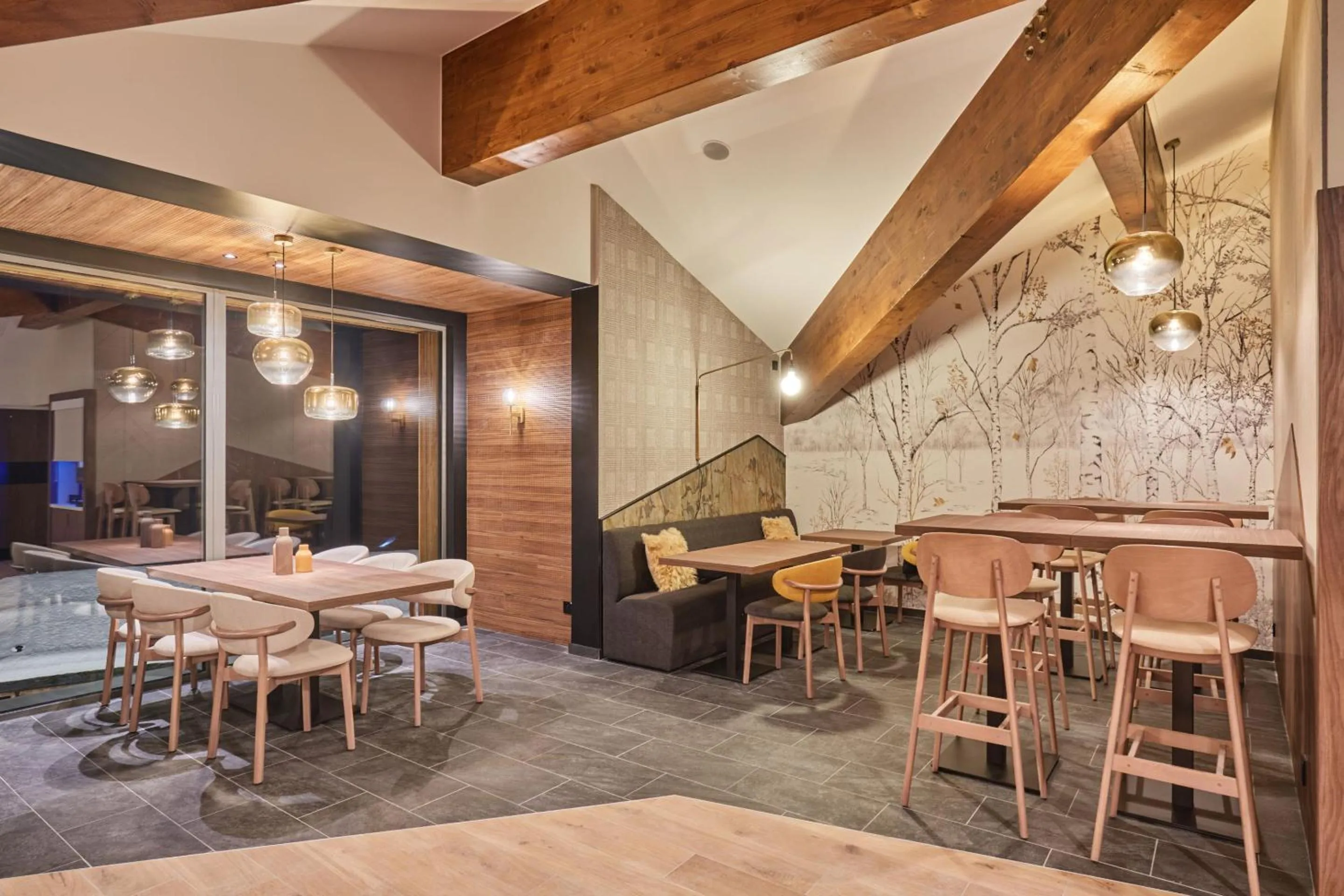 Restaurant/places to eat in Hotel L'Ecrin Blanc by Odalys