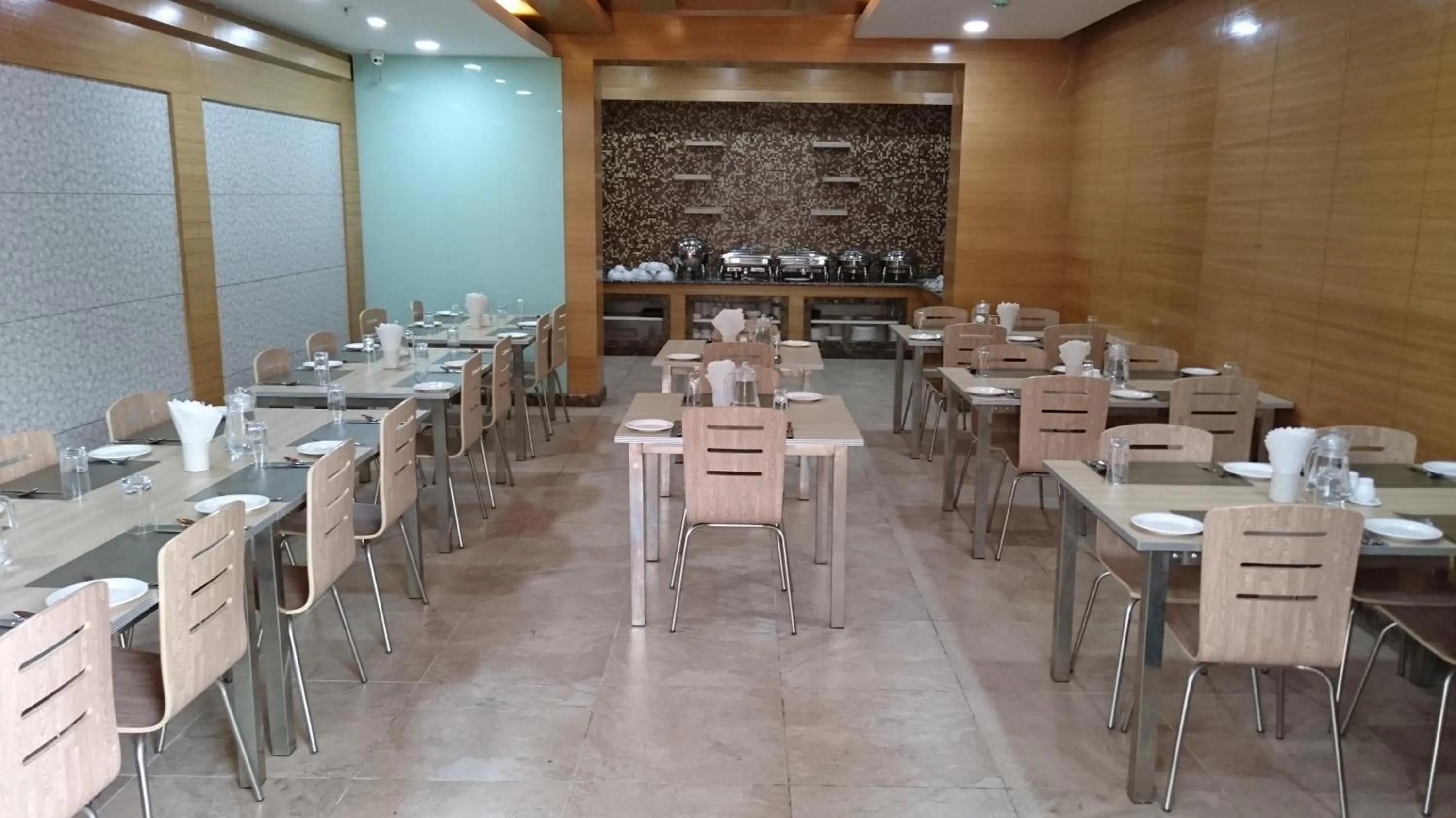 Meals in Rosewood International Hotel