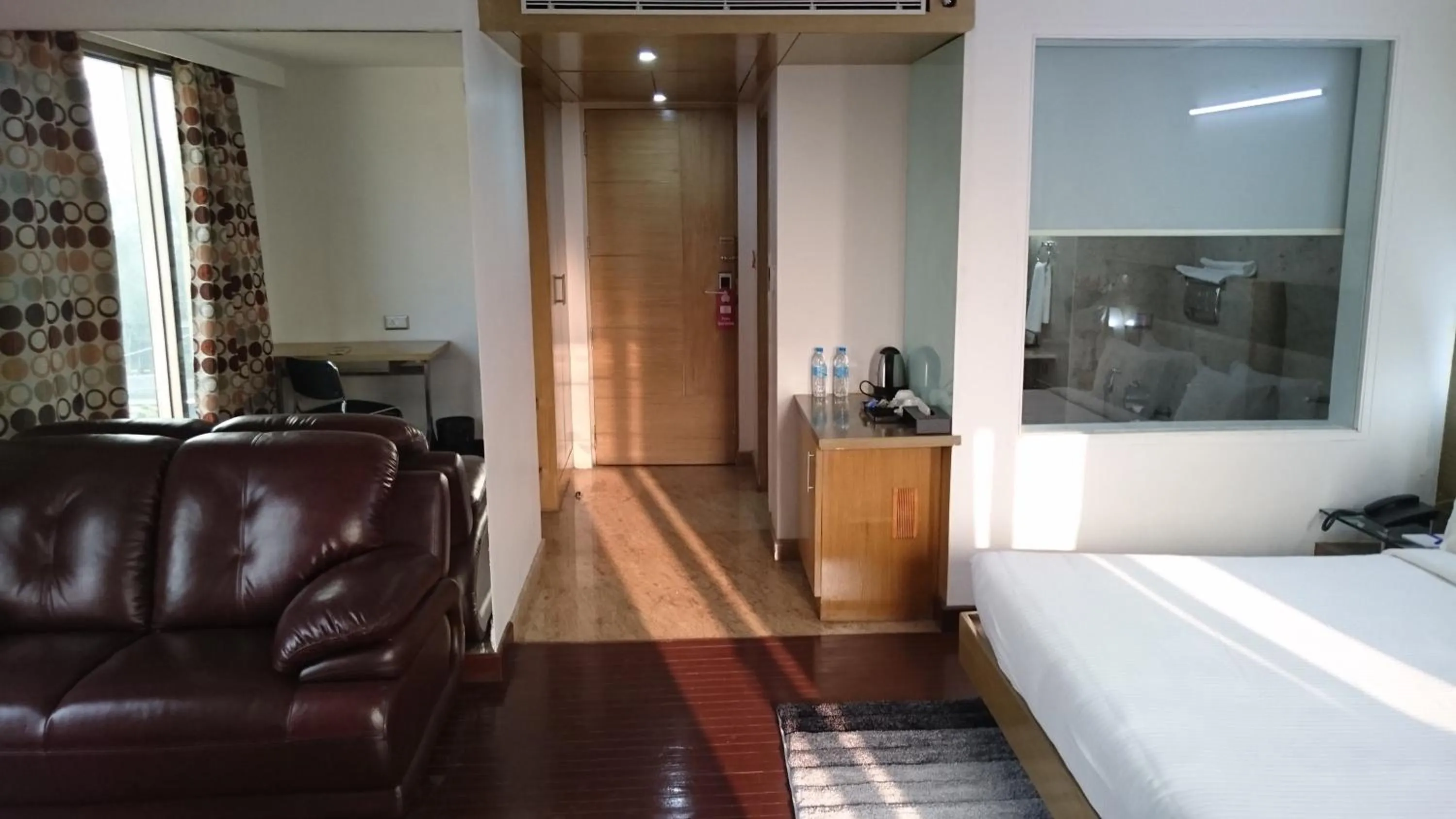 Bed in Rosewood International Hotel