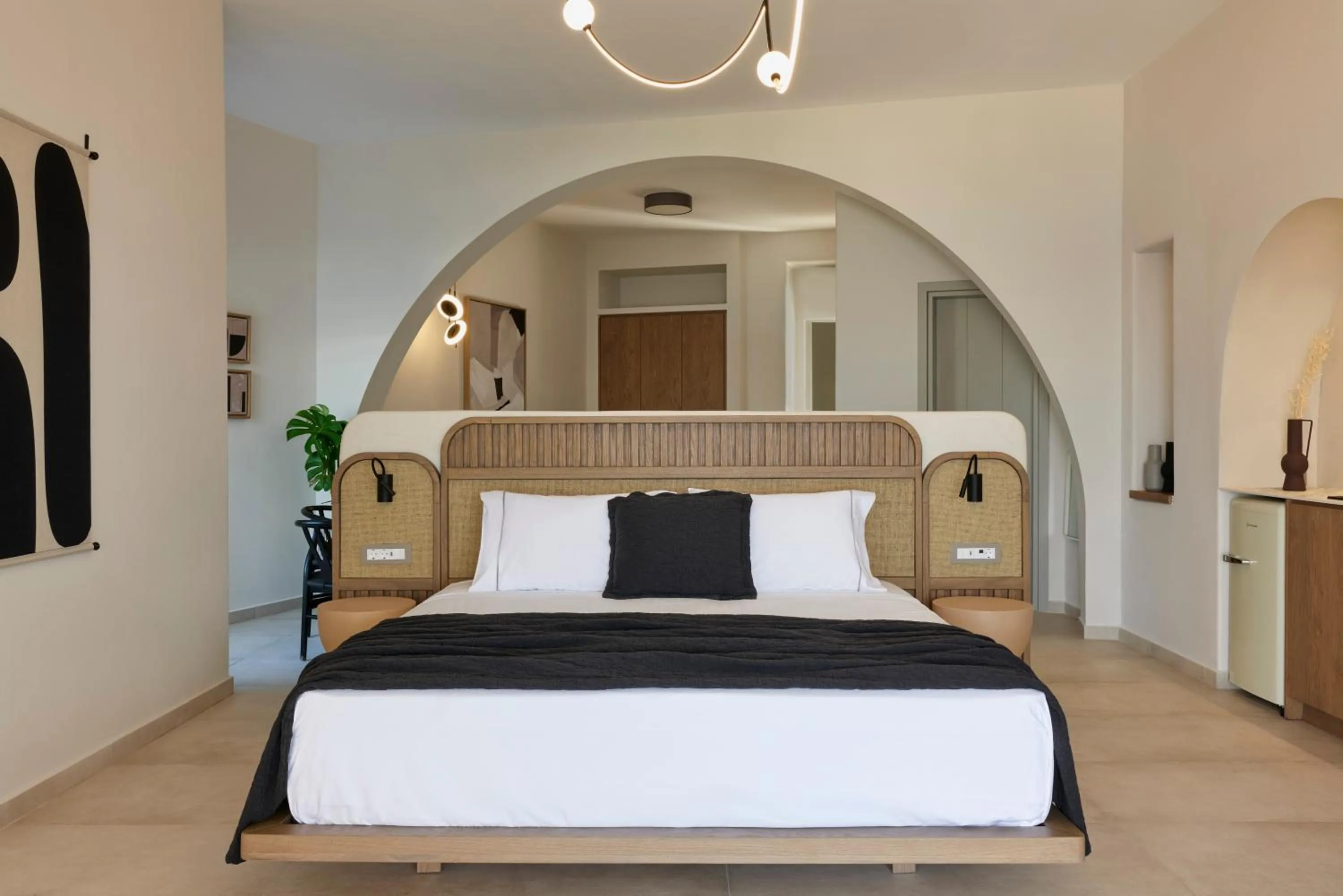 Bedroom, Bed in Apanemo Hotel & Suites