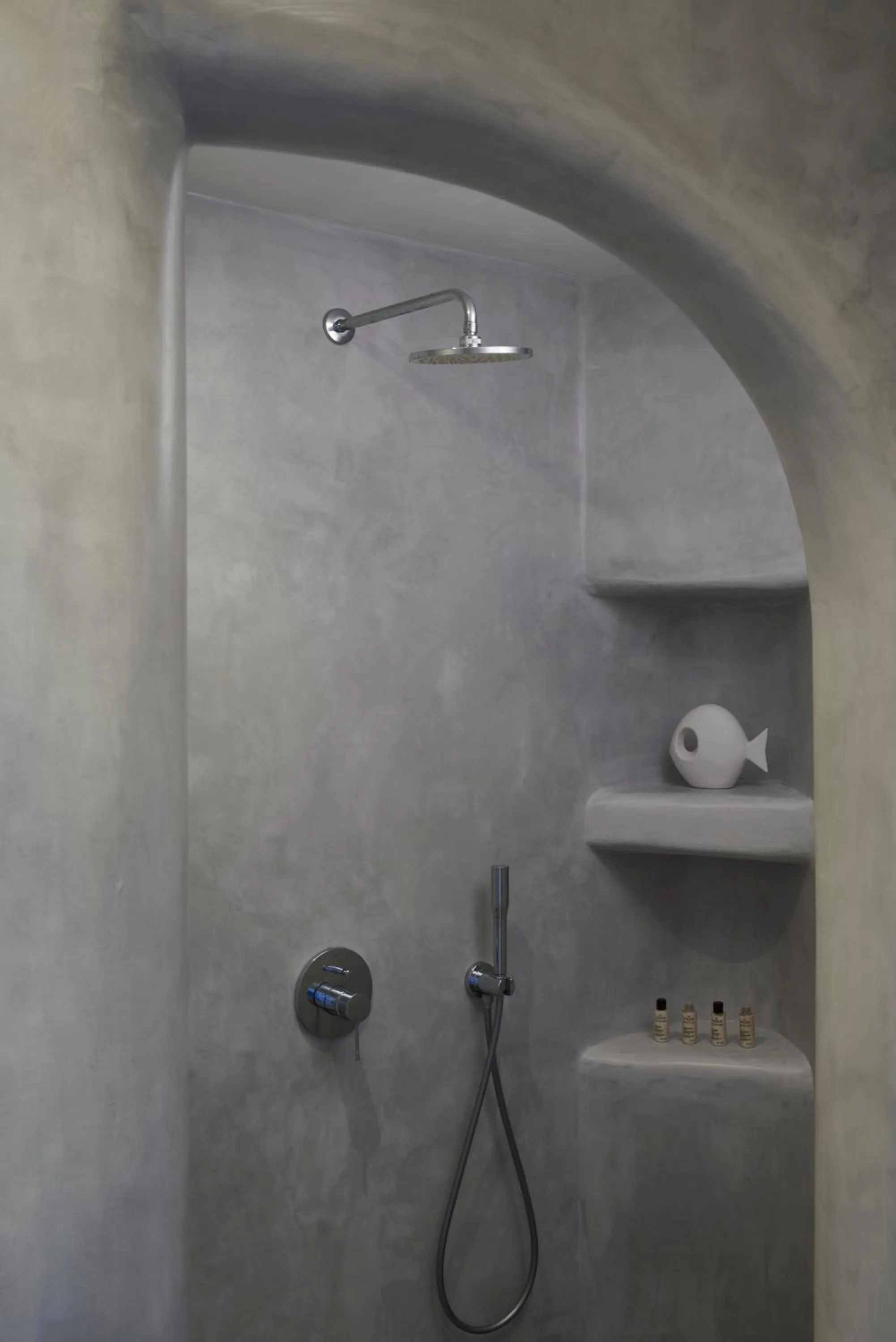 Bathroom in Apanemo Hotel & Suites