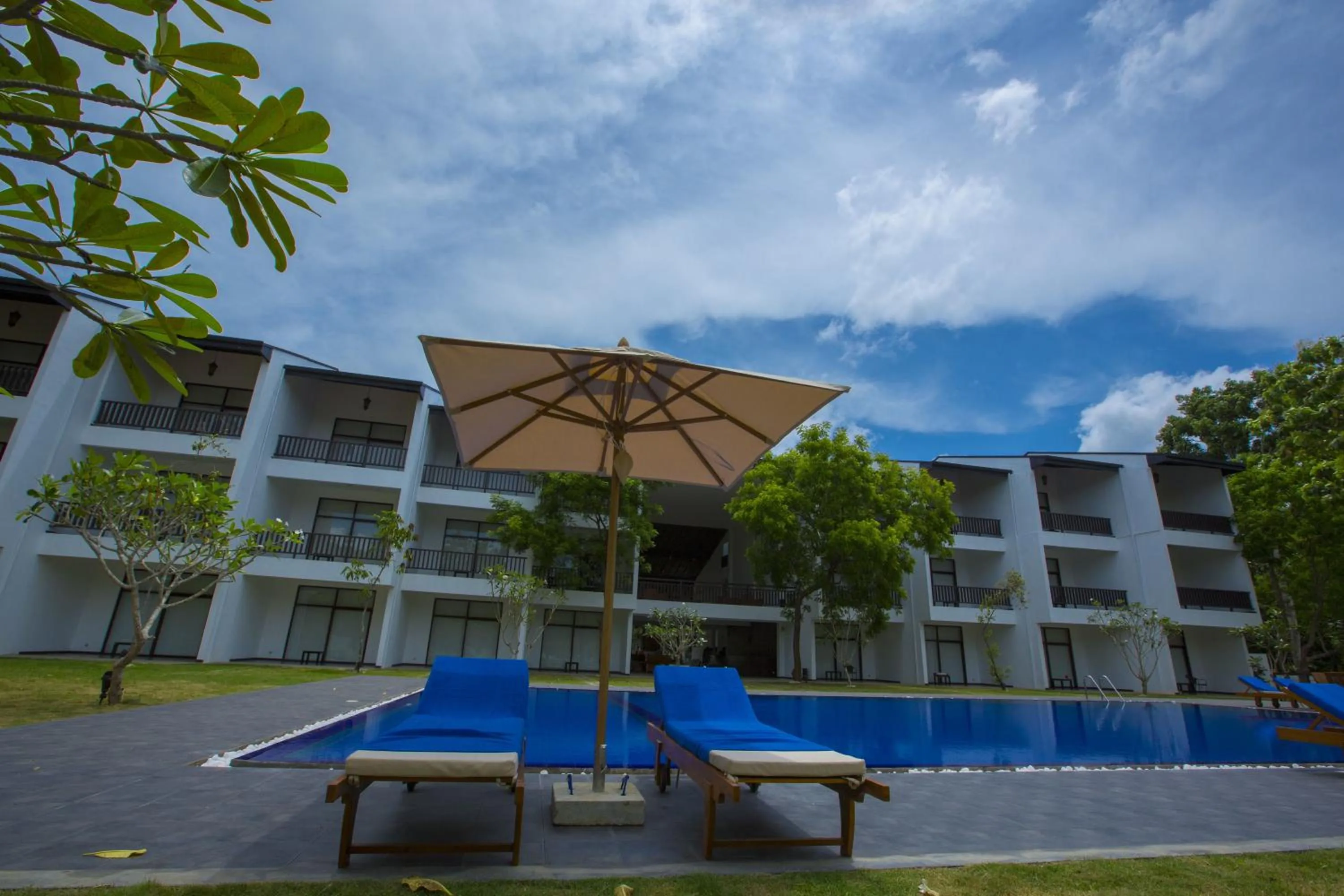 Swimming pool in Grand Tamarind Lake