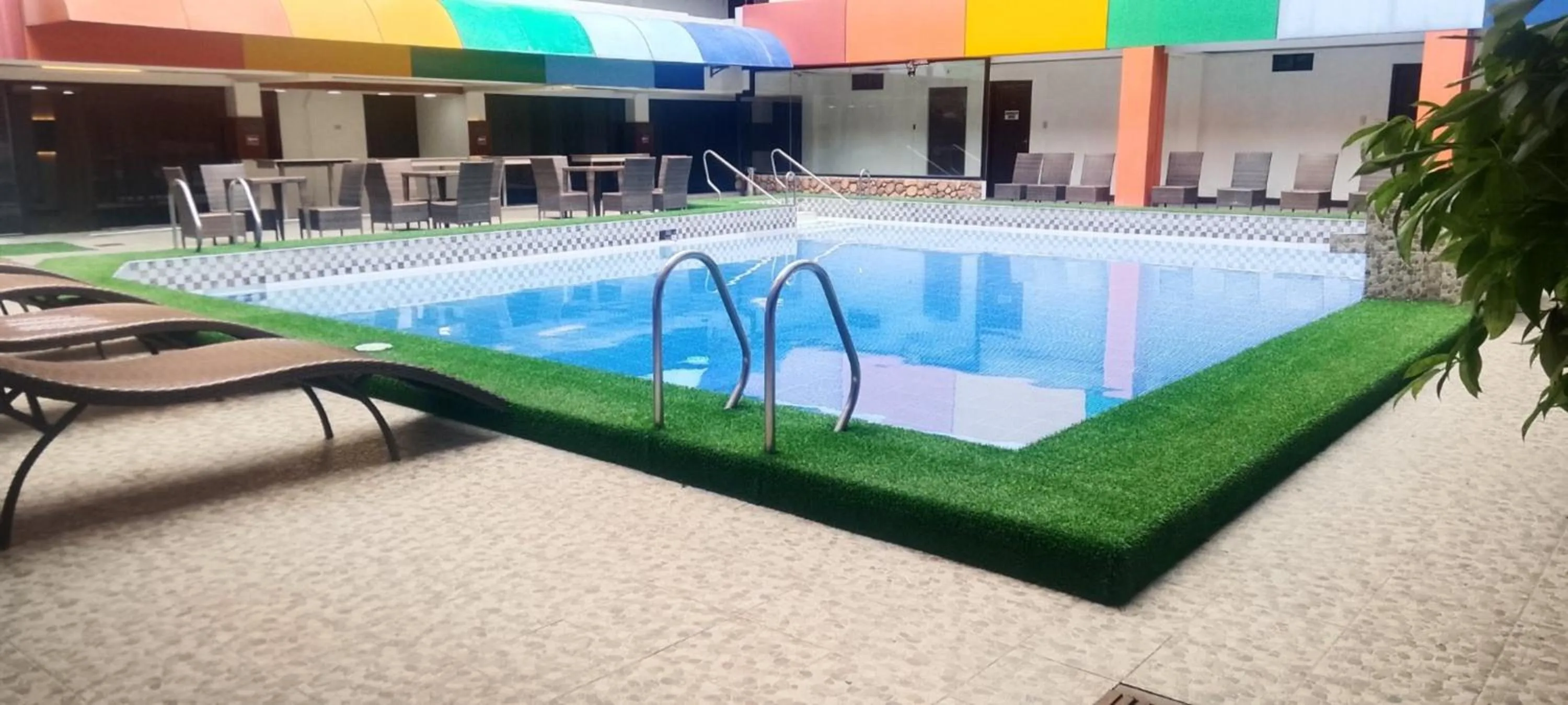 Fave Hotel Angeles City formerly Hotel America