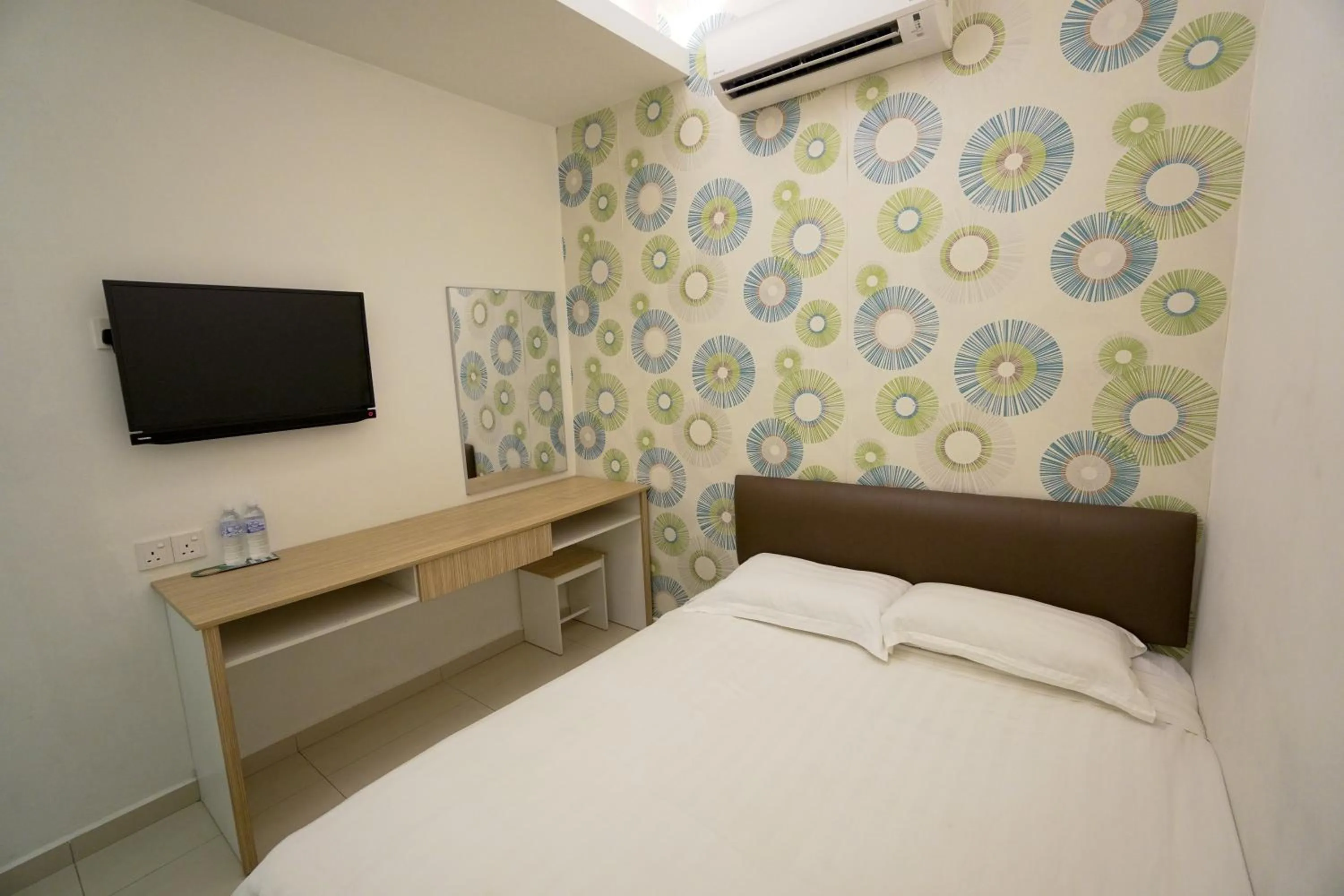 Deluxe Double Room in Crystal Garden Hotel - Seri Kembangan