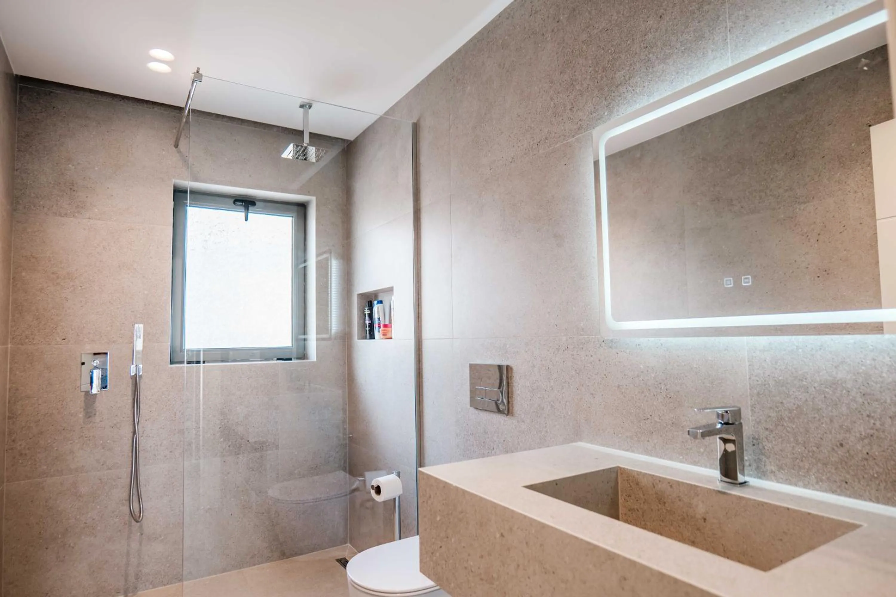 Bathroom in StarLight Apartments 2