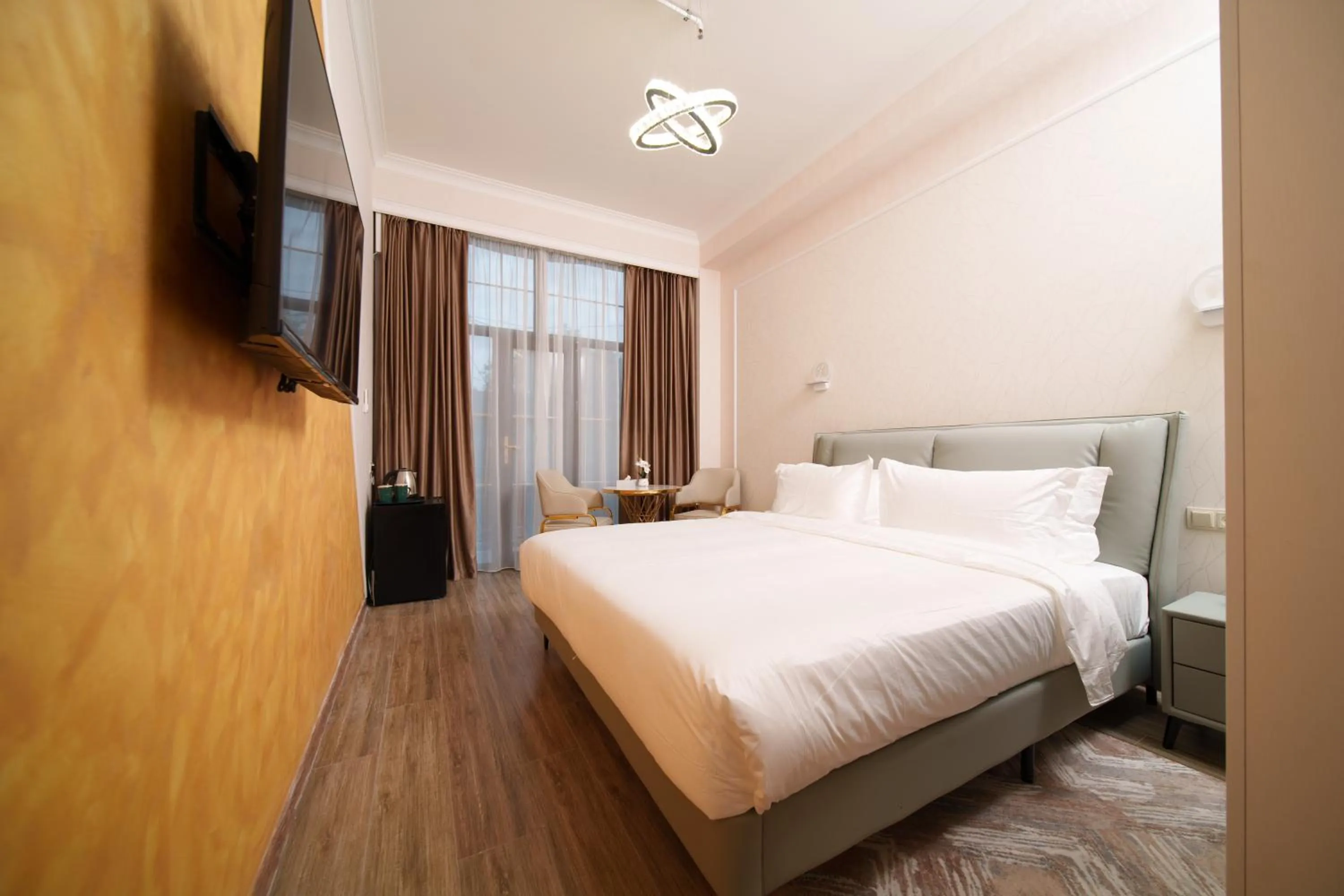 Photo of the whole room, Bed in Emmanuel Hotel Yerevan