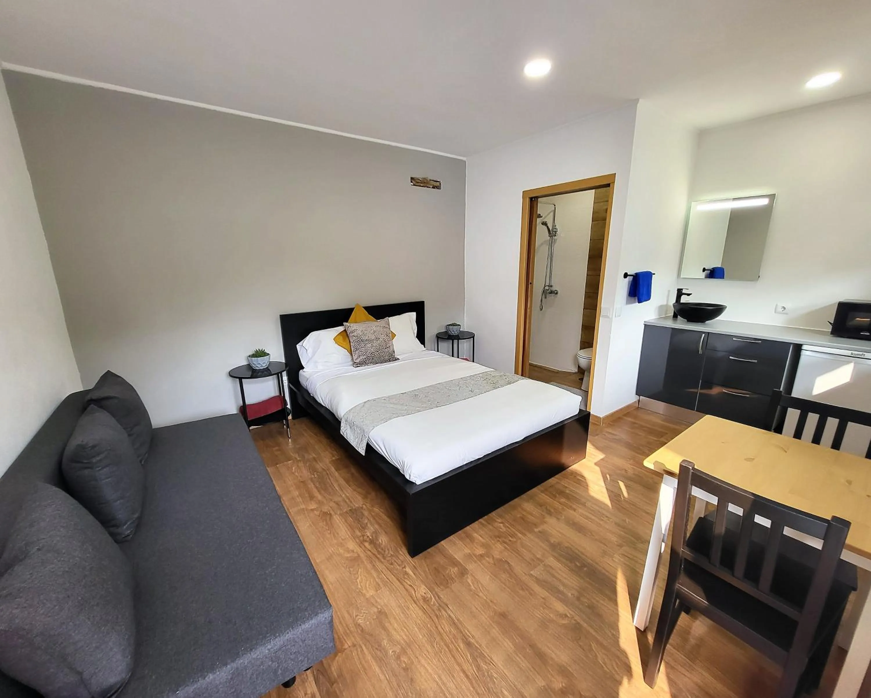 Bedroom, Bed in Guesthouse of Alcobaça