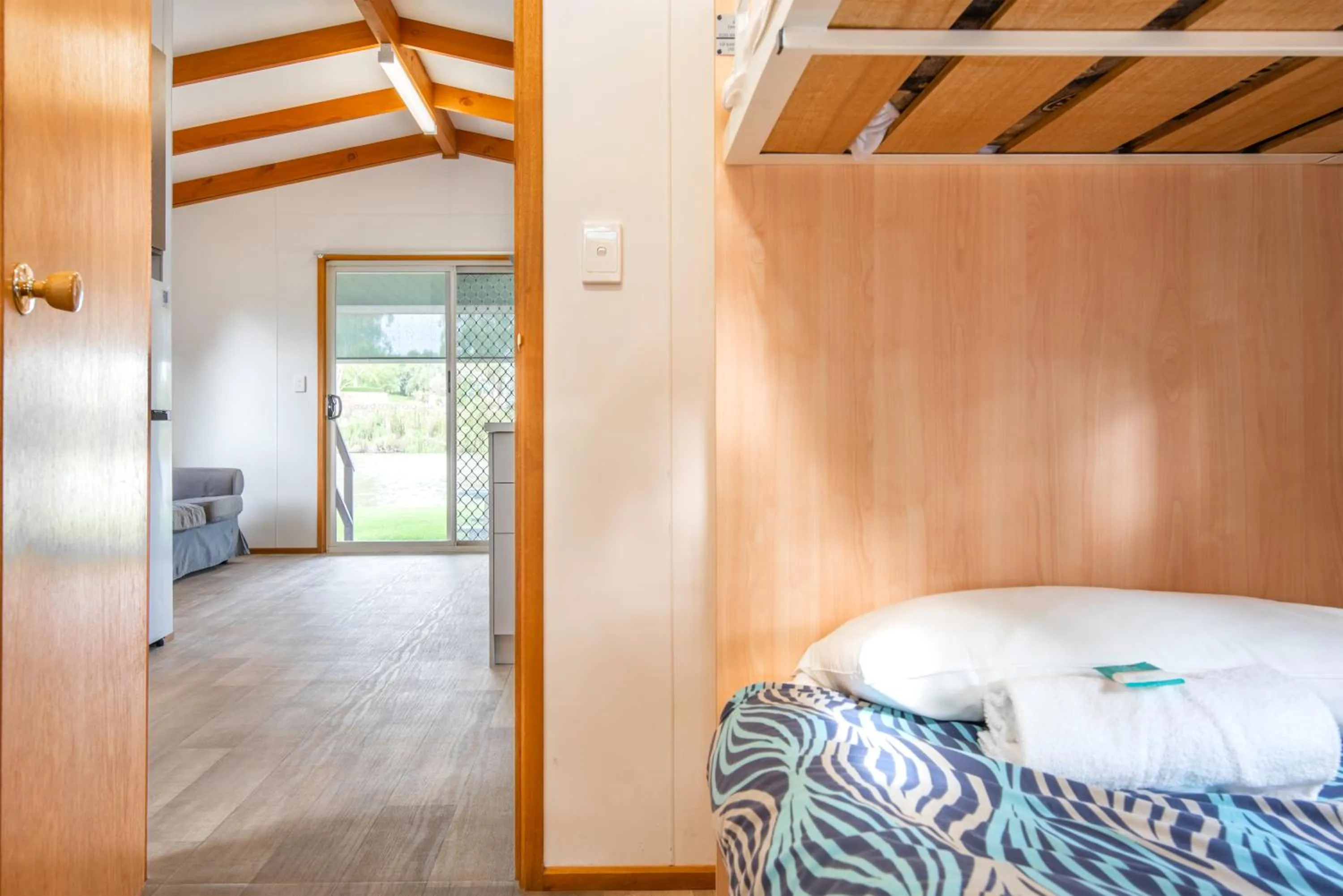 Bedroom, Bed in Echo Holiday Parks - Renmark