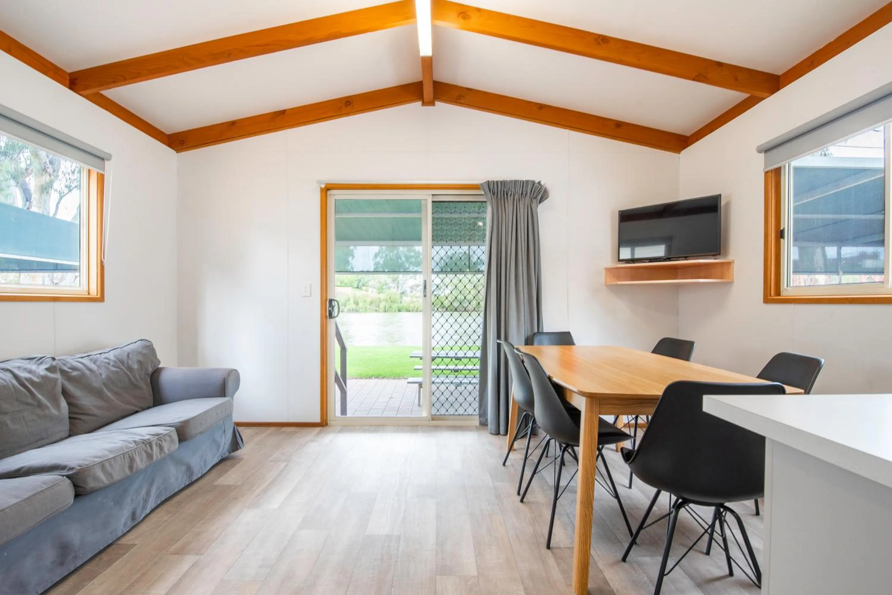 Living room in Echo Holiday Parks - Renmark