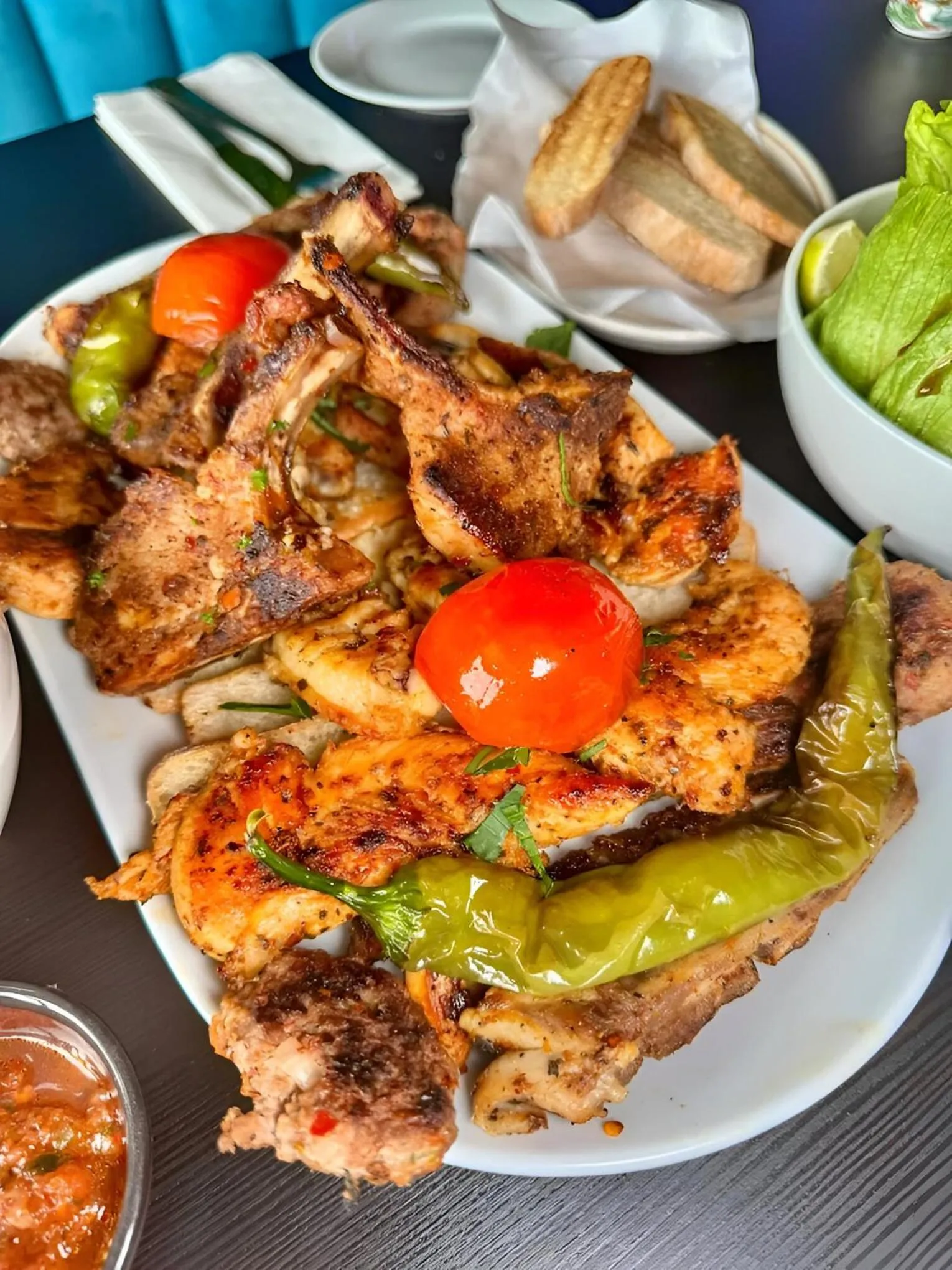 Food and drinks in Rivers hotel