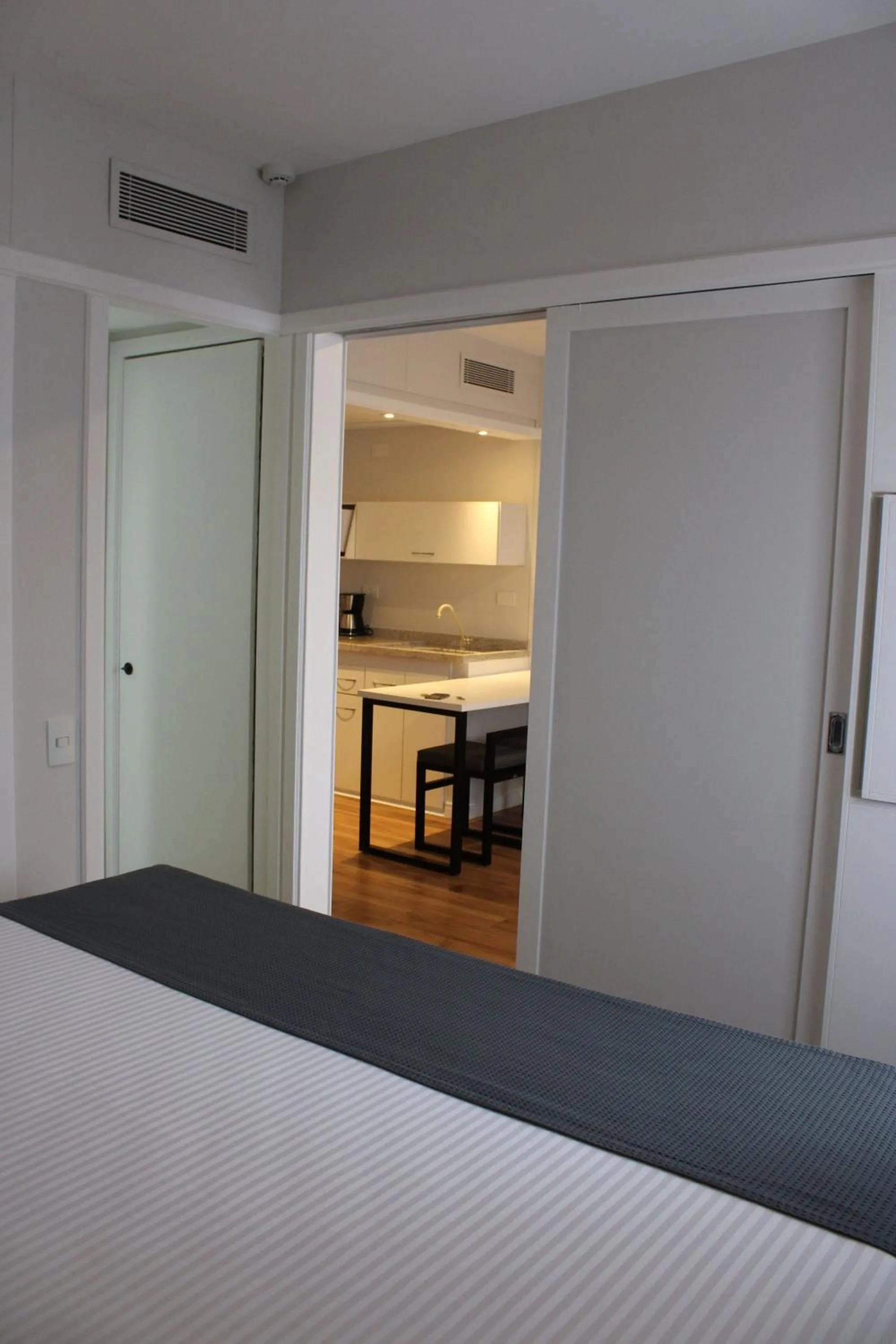 Bedroom, Bed in Ninety Hotel