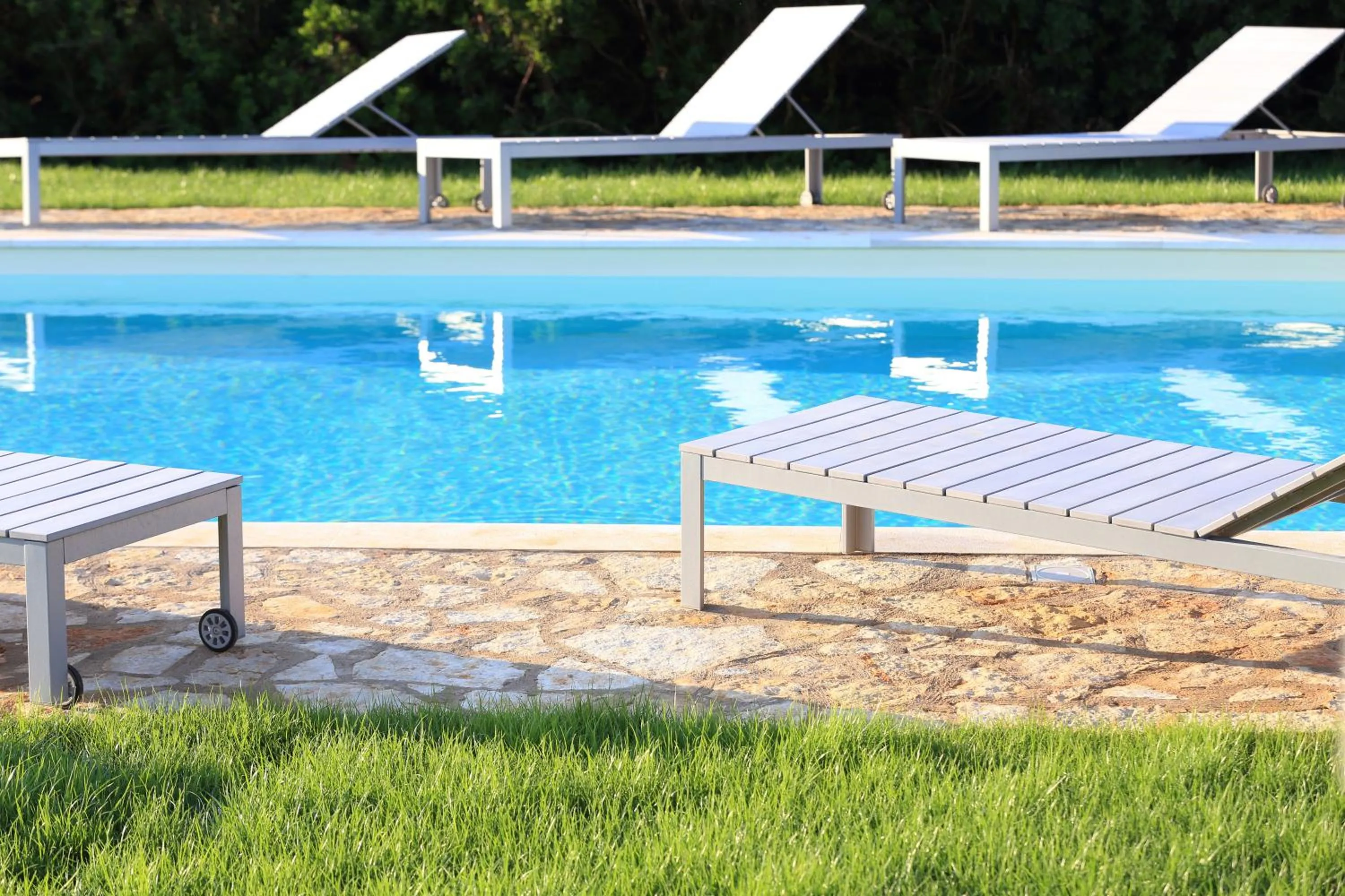 Swimming pool in Inghirios Wellness Country Resort