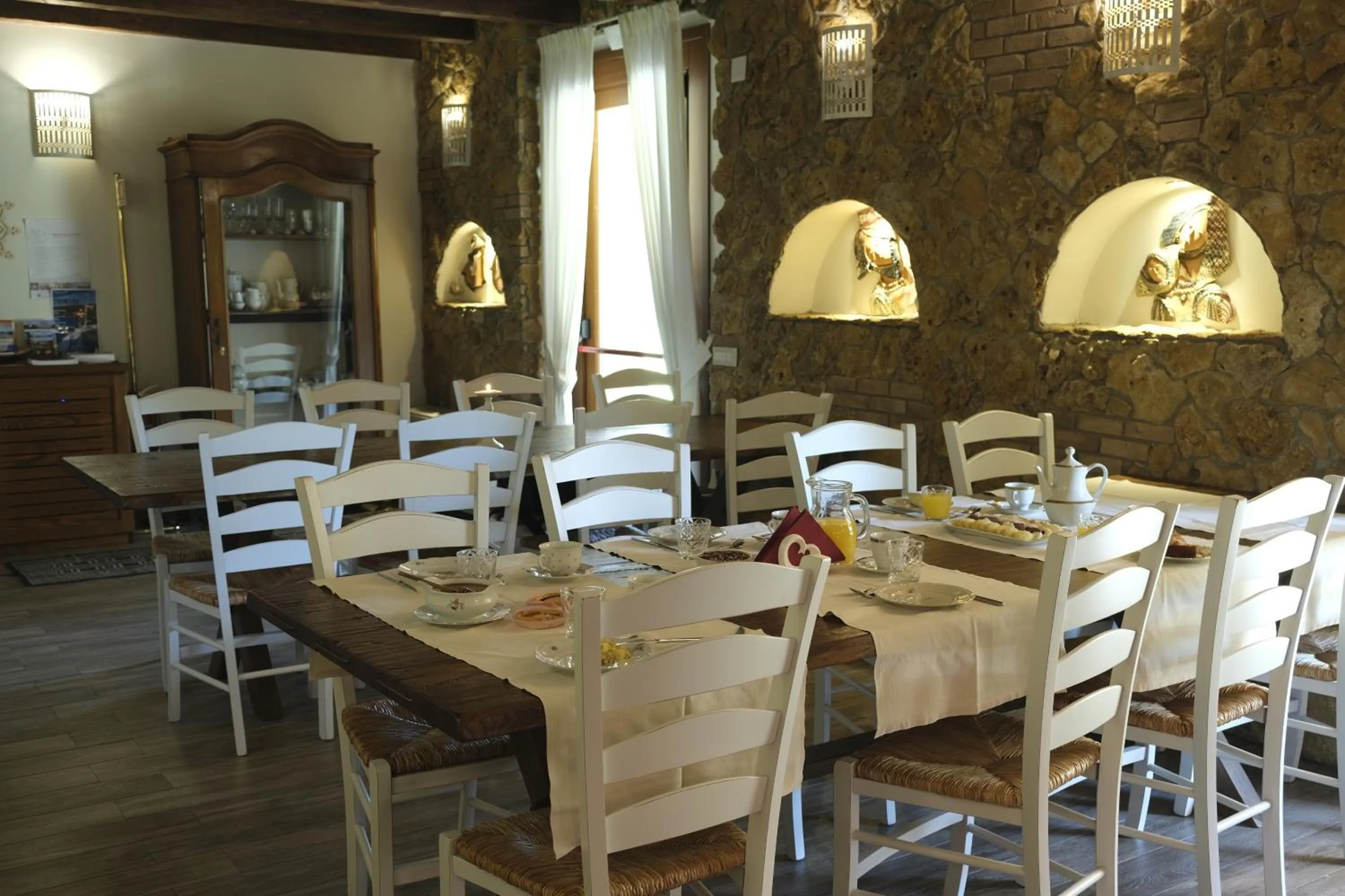 Restaurant/places to eat in Inghirios Wellness Country Resort