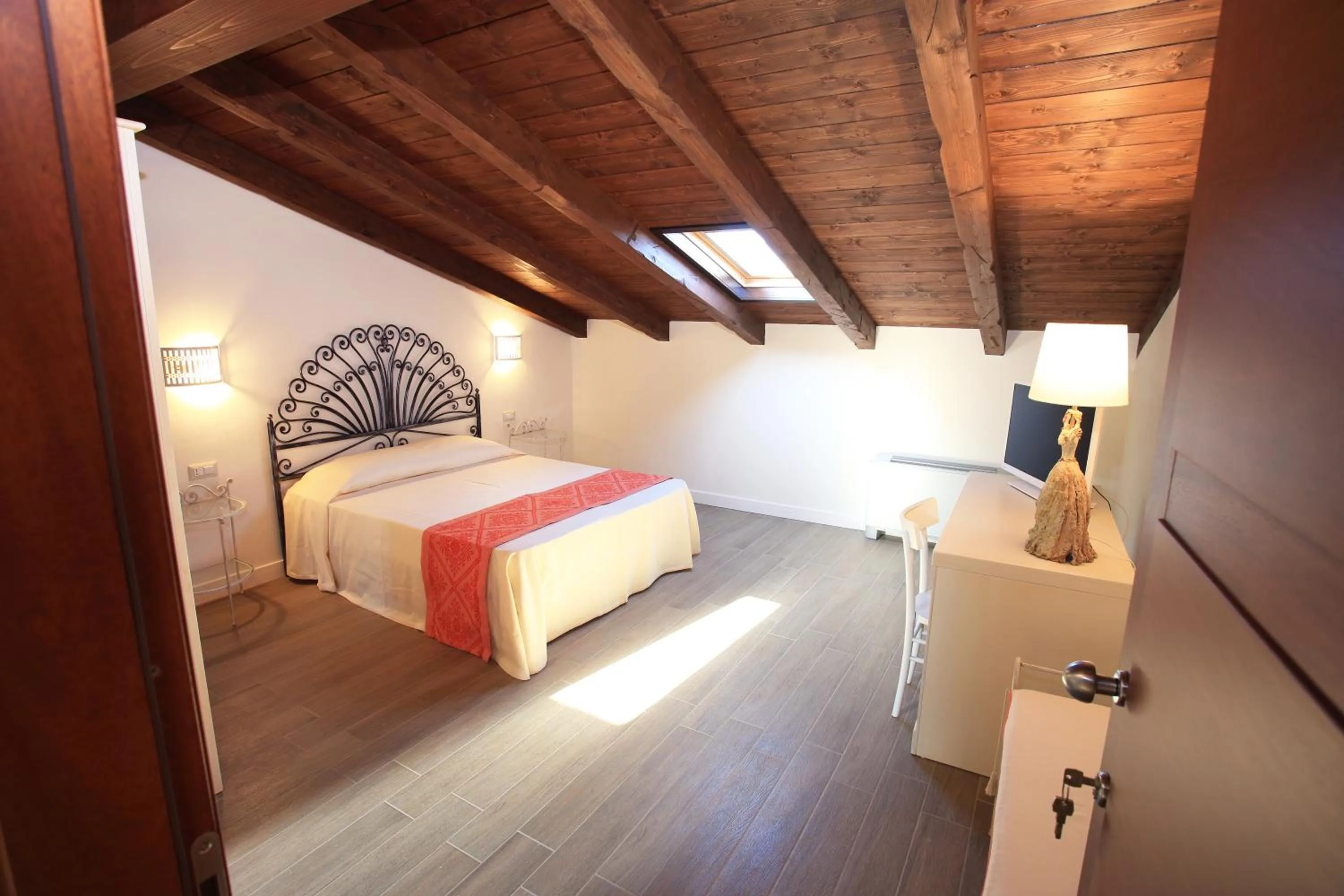 Photo of the whole room, Bed in Inghirios Wellness Country Resort