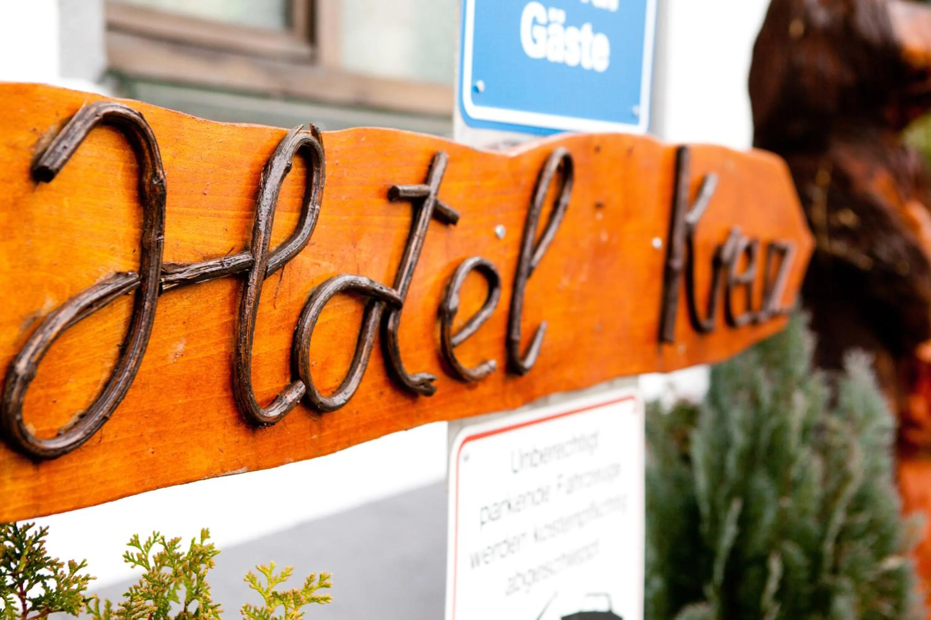 Property logo or sign in Hotel Kreuz