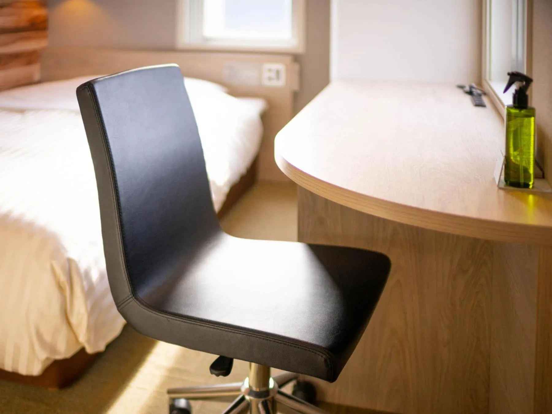 Photo of the whole room, Bed in Super Hotel Shinbashi-Karasumoriguchi