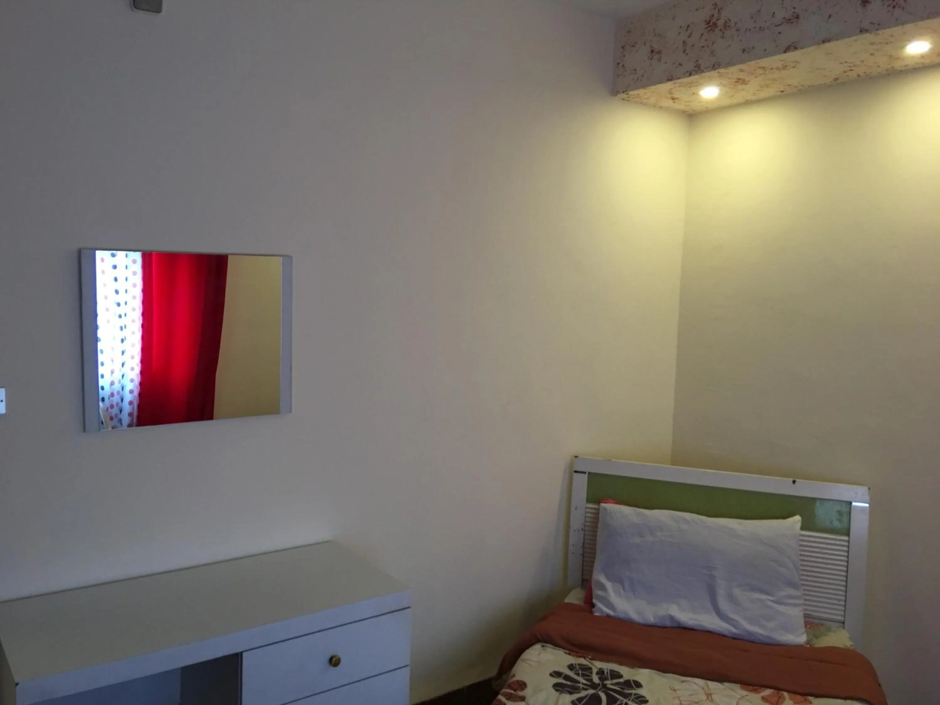 Bed in Aljazeera Hotel Apartments