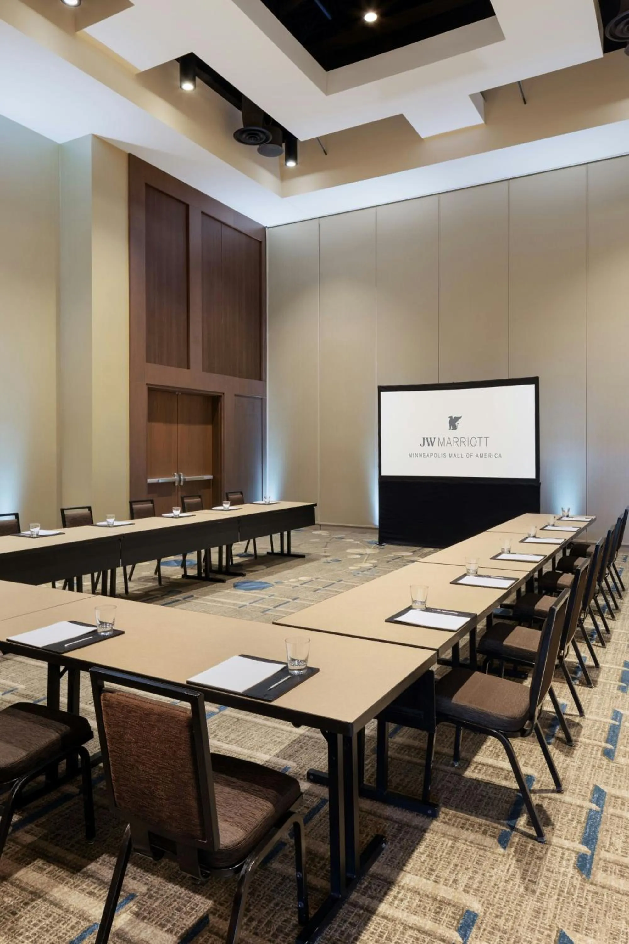 Meeting/conference room in JW Marriott Minneapolis Mall of America