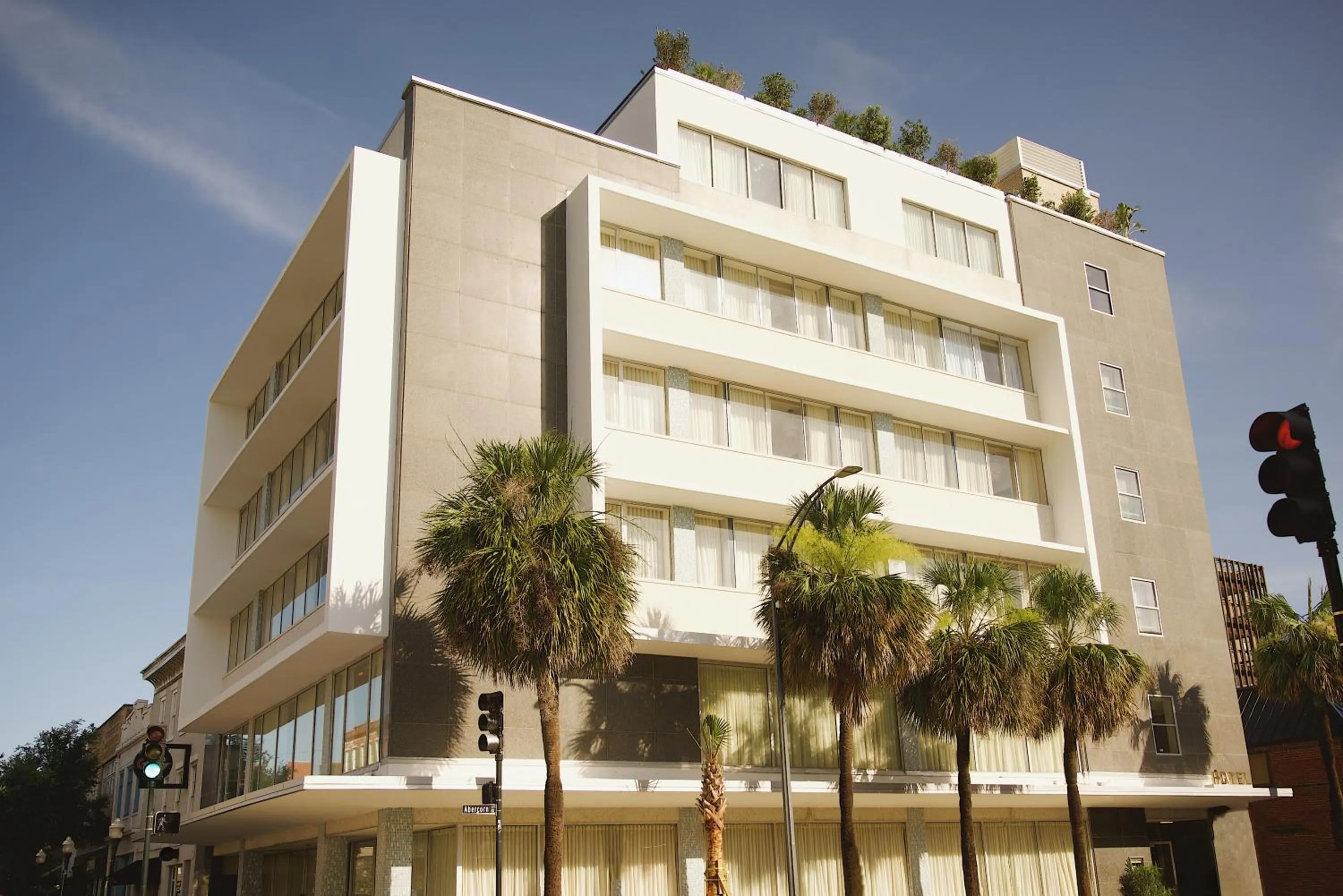 Property building in Municipal Grand