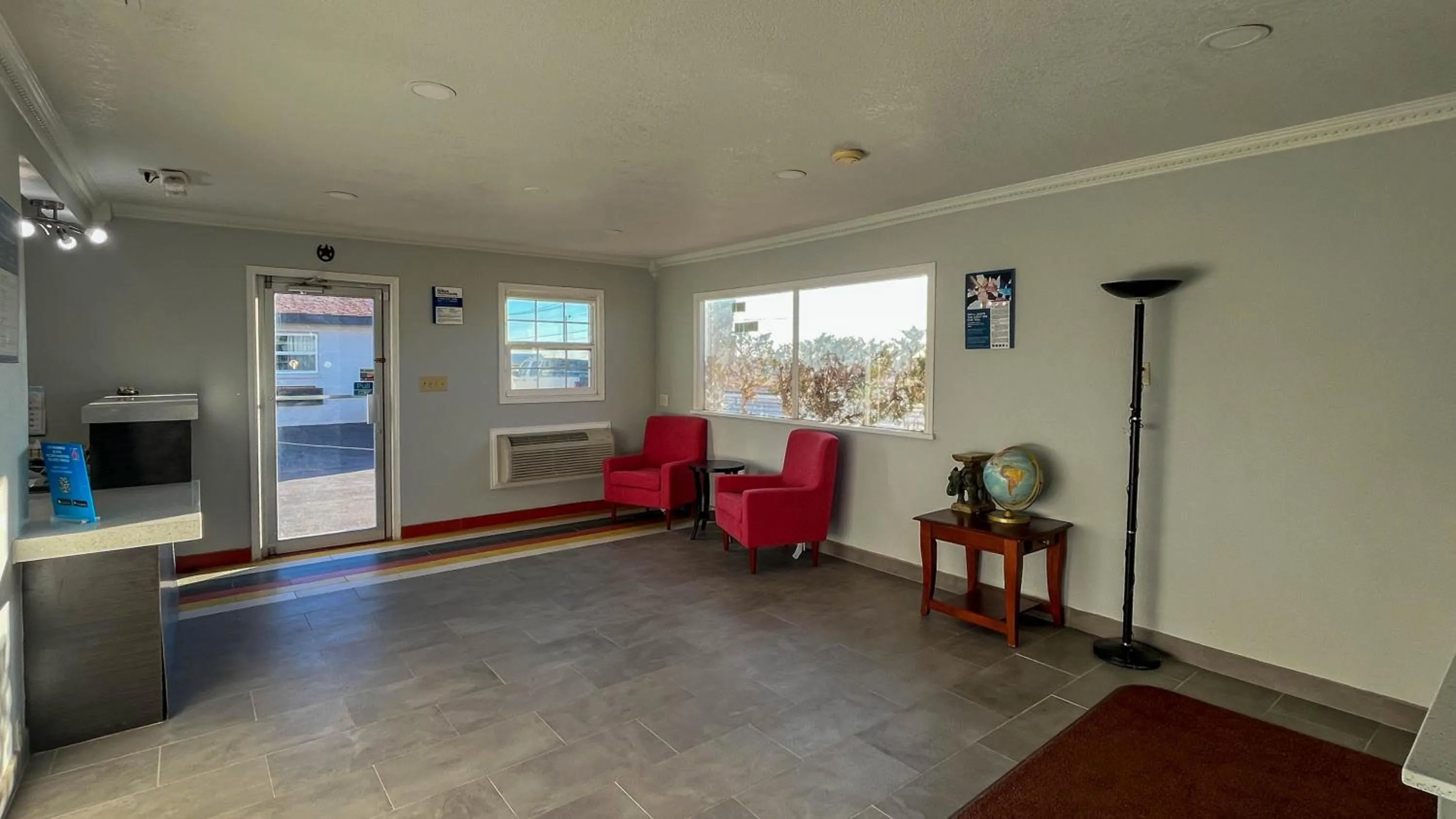 Lobby or reception in Motel 6 - Lamesa, TX