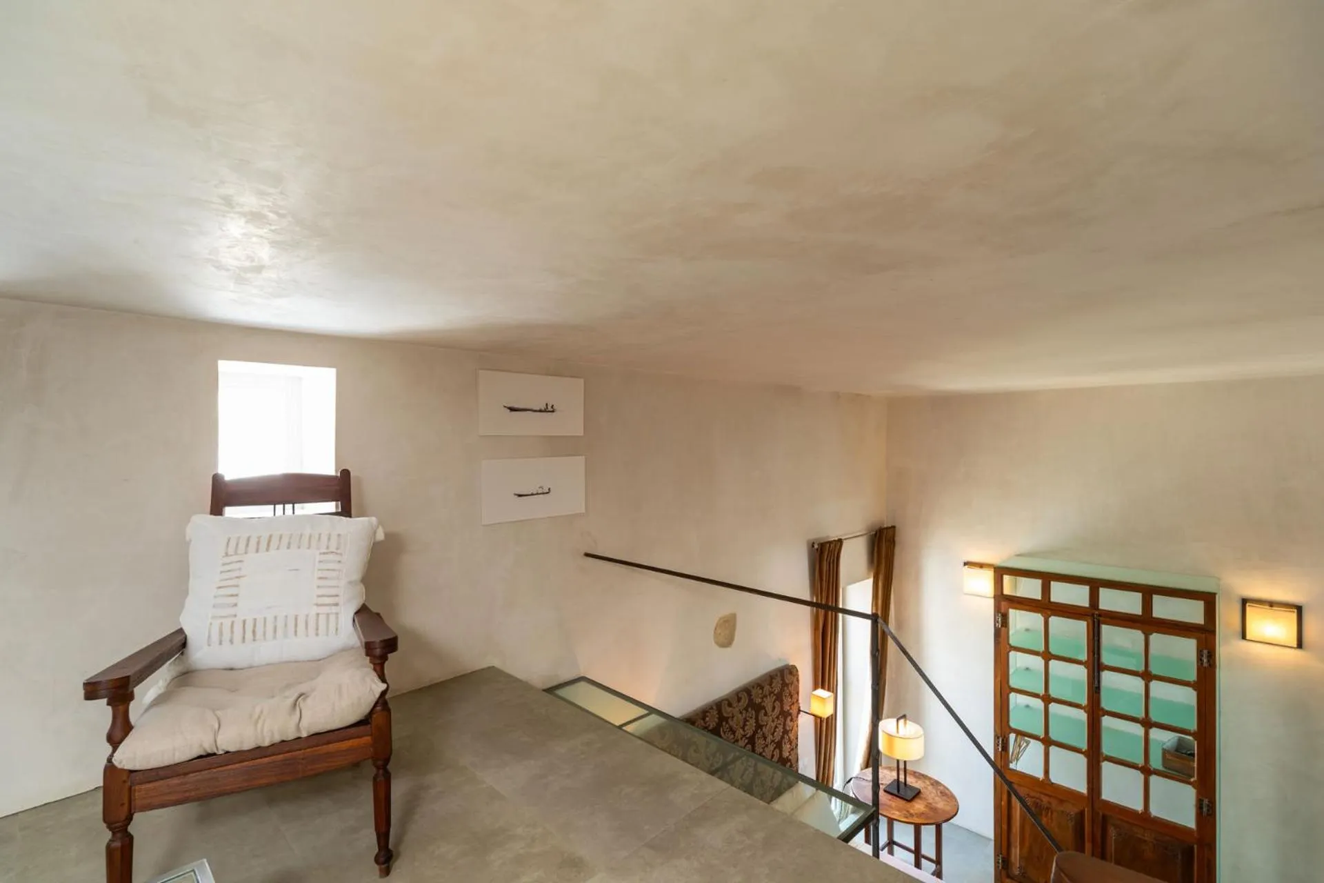 Living room, Bed in Hotel Boutique V - by Grupo Tribu