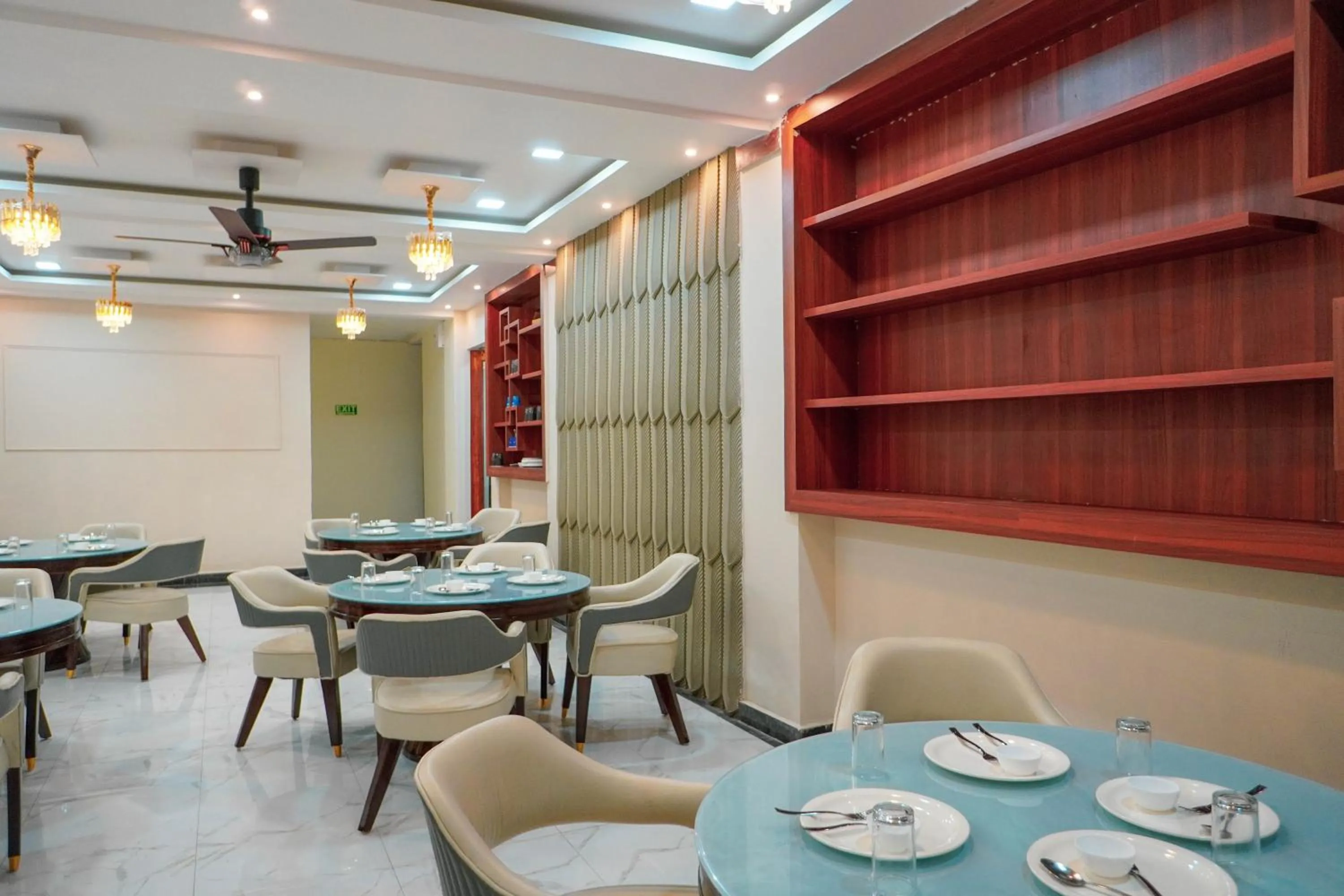 Hotel Relax Suites FNG Expresway 63 Noida