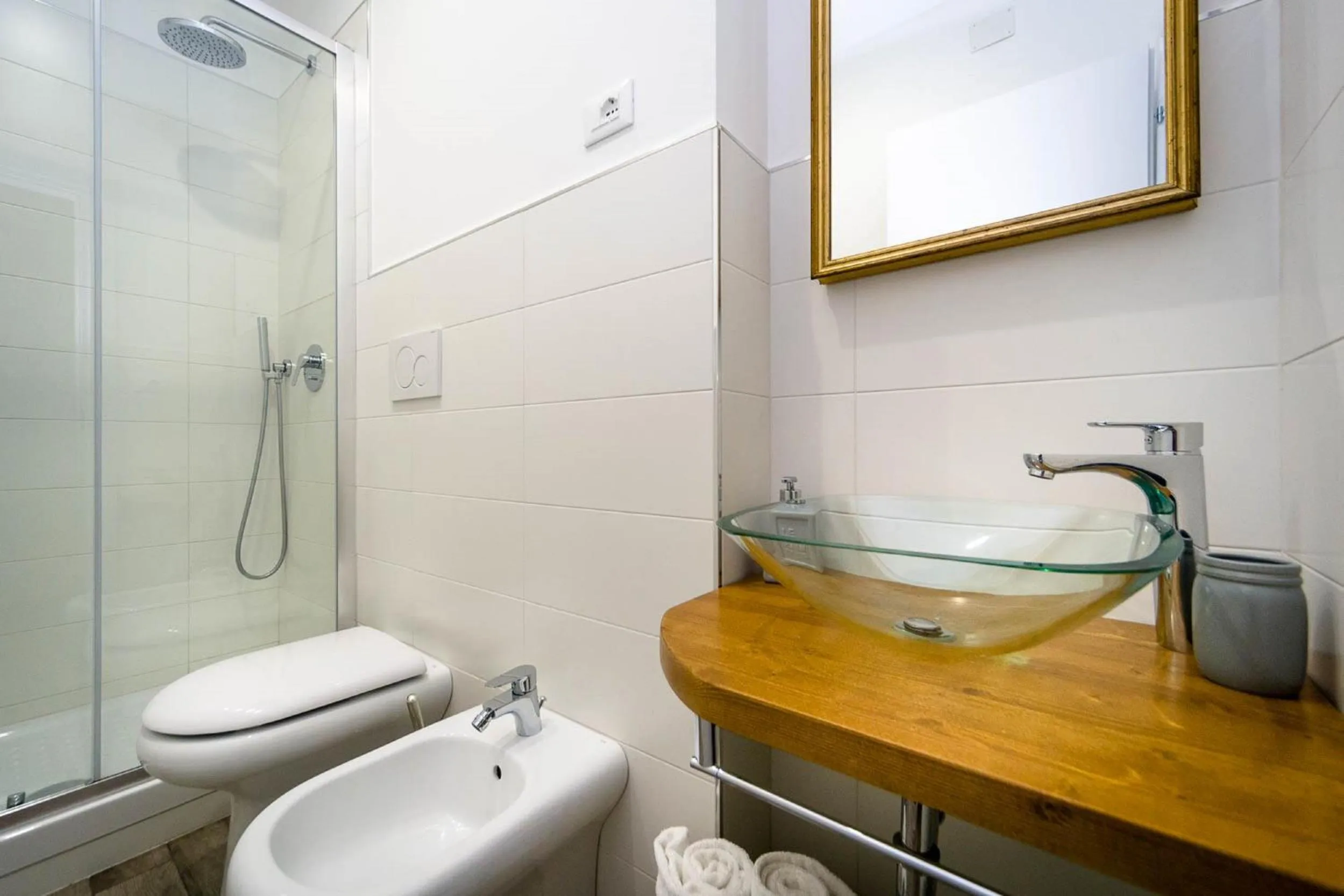 Bathroom in B&B I Portici Di Sottoripa