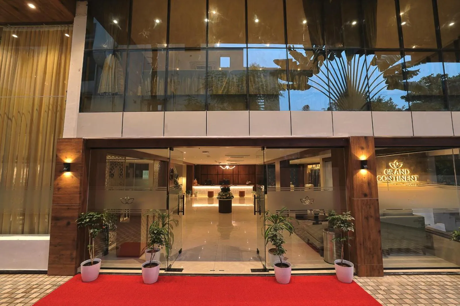 Hotel Grand Continent Premiere, Banjara Hills, Hyderabad