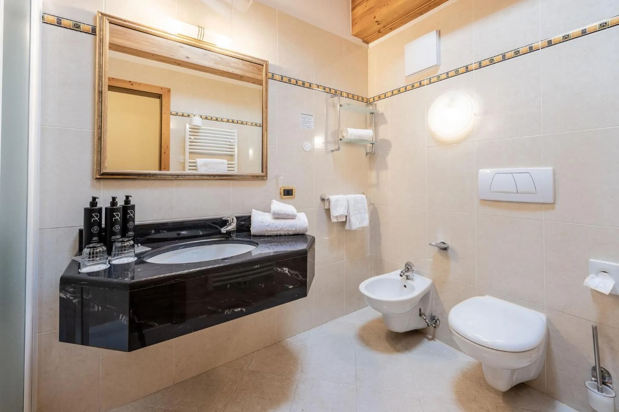 Hotel Ravelli Luxury Spa